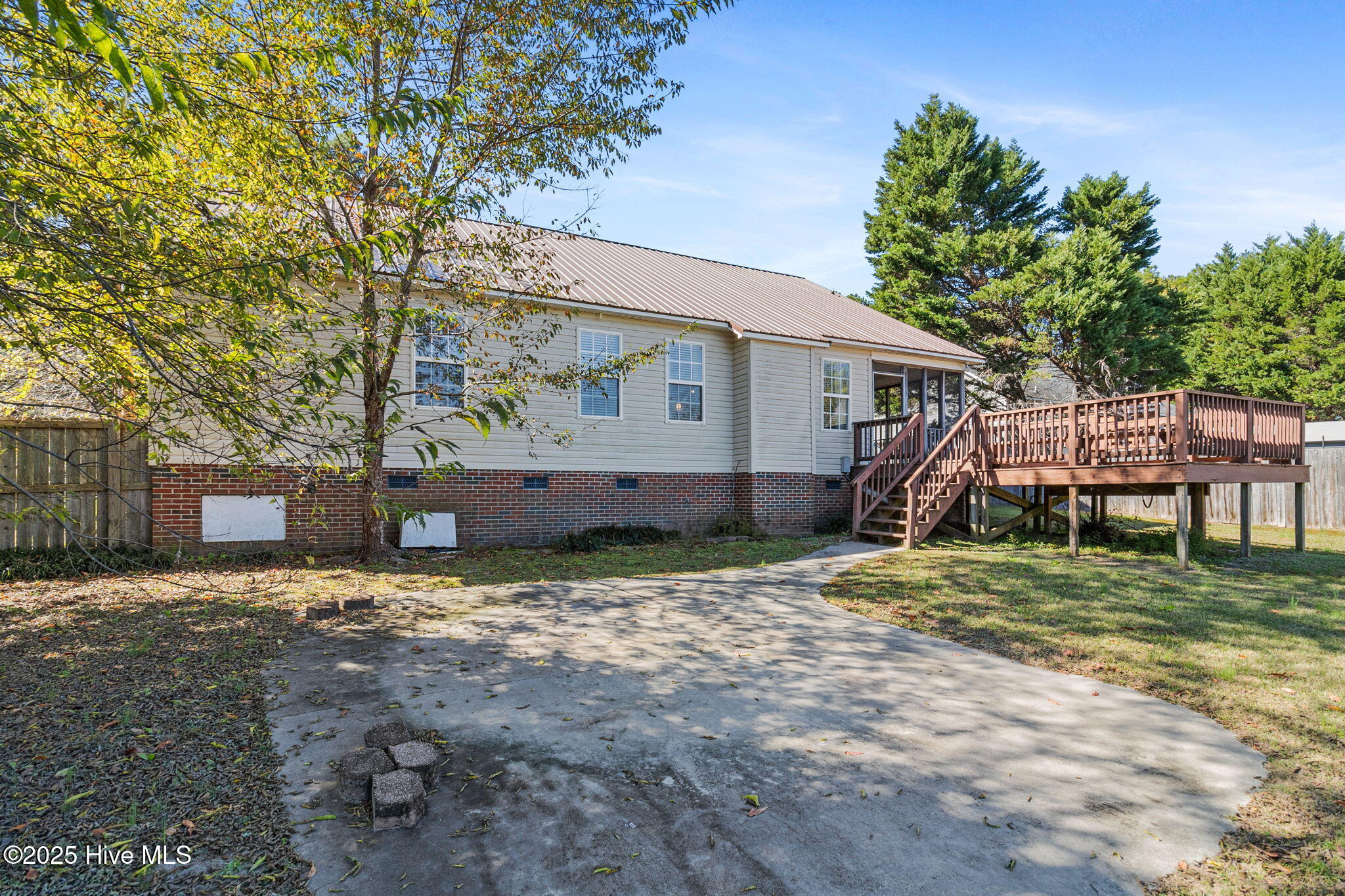 780 Wayside Road Property Photo 34