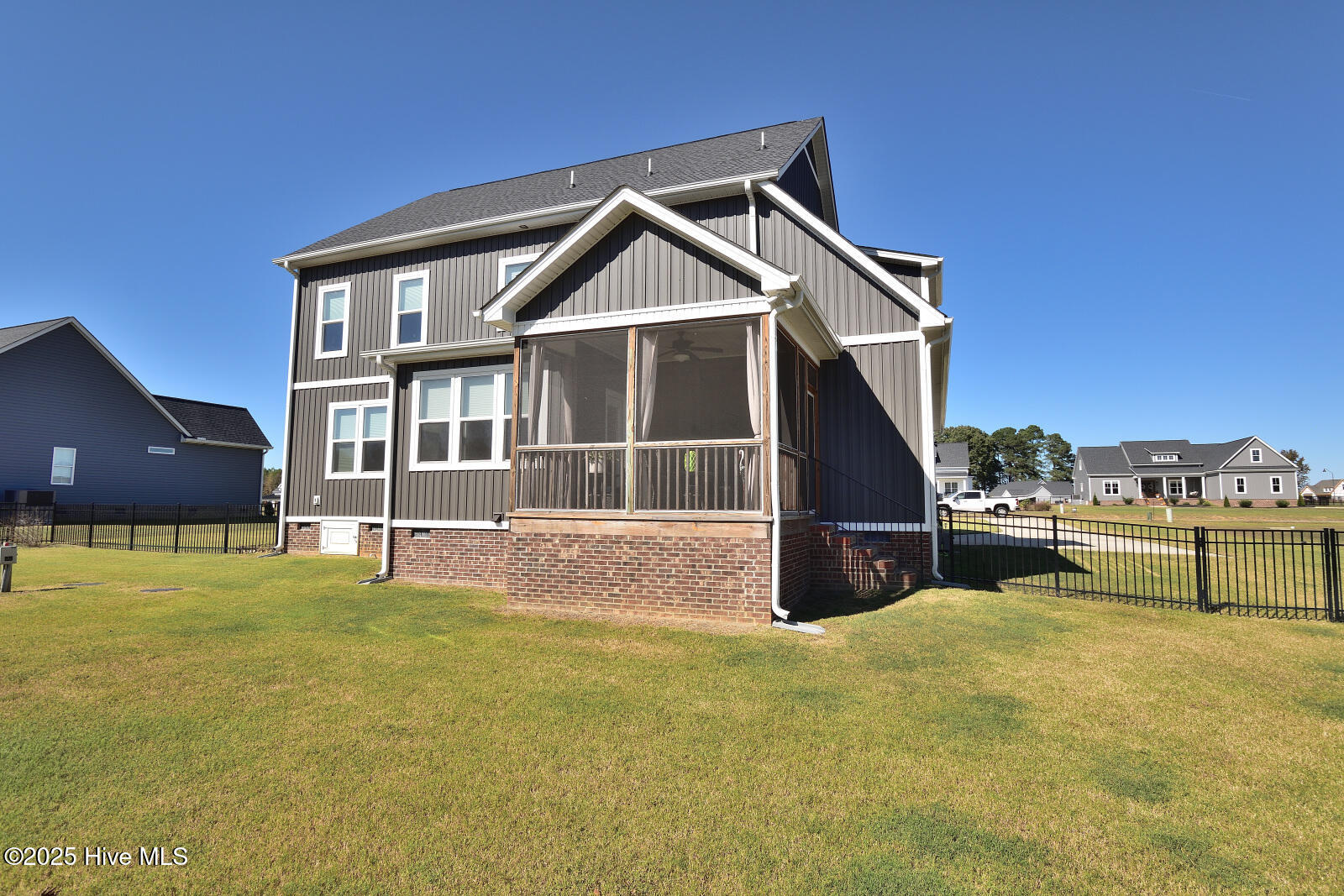 5771 Harvest Ridge Road Property Photo 11