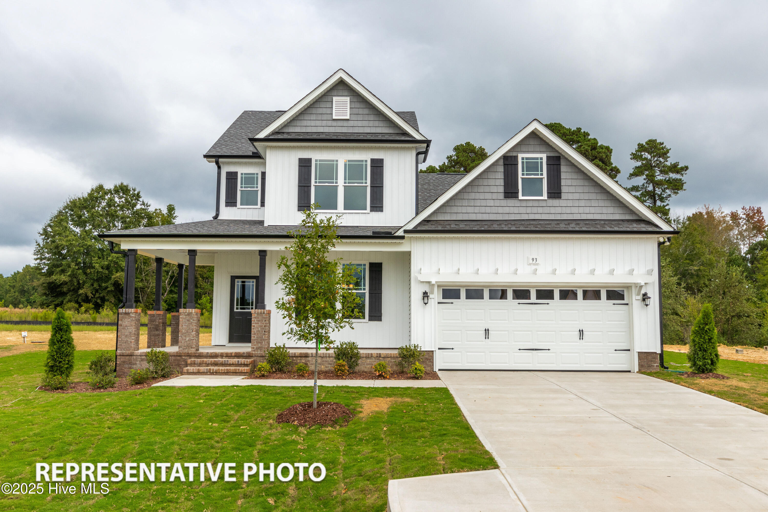 53 Sundrops Trail Property Photo 1