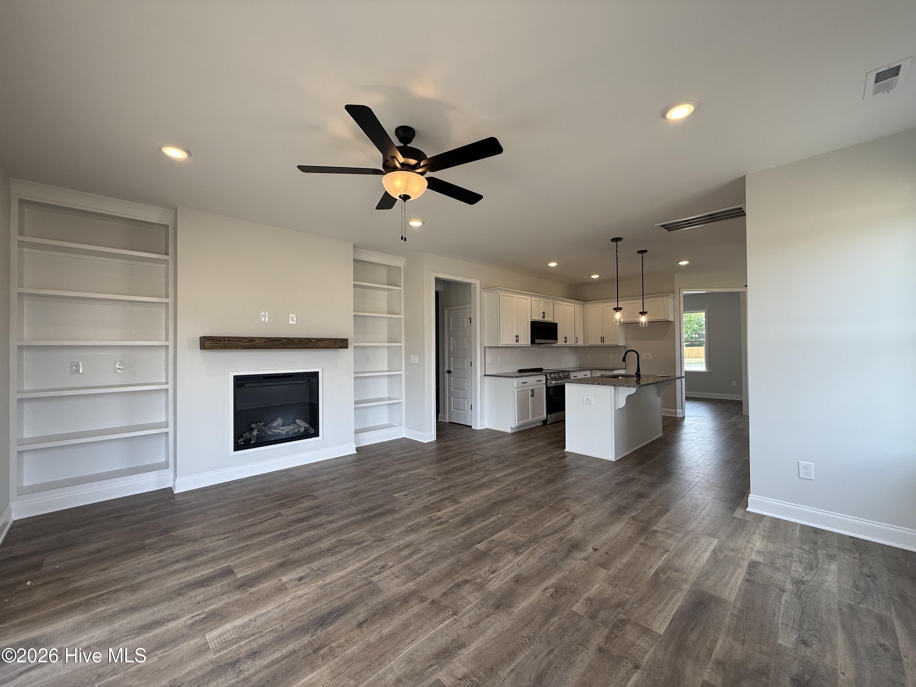 53 Sundrops Trail Property Photo 7