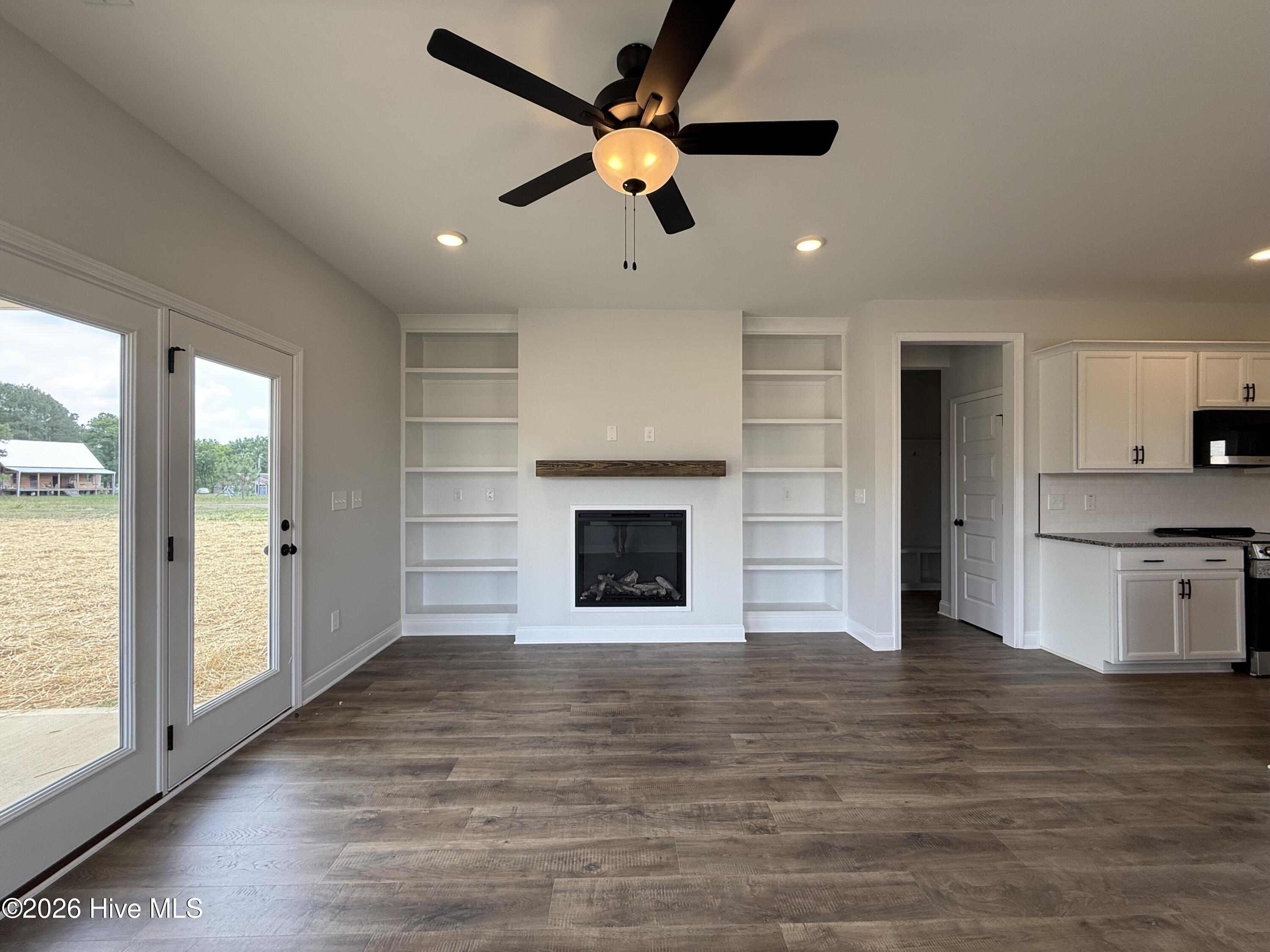 53 Sundrops Trail Property Photo 8