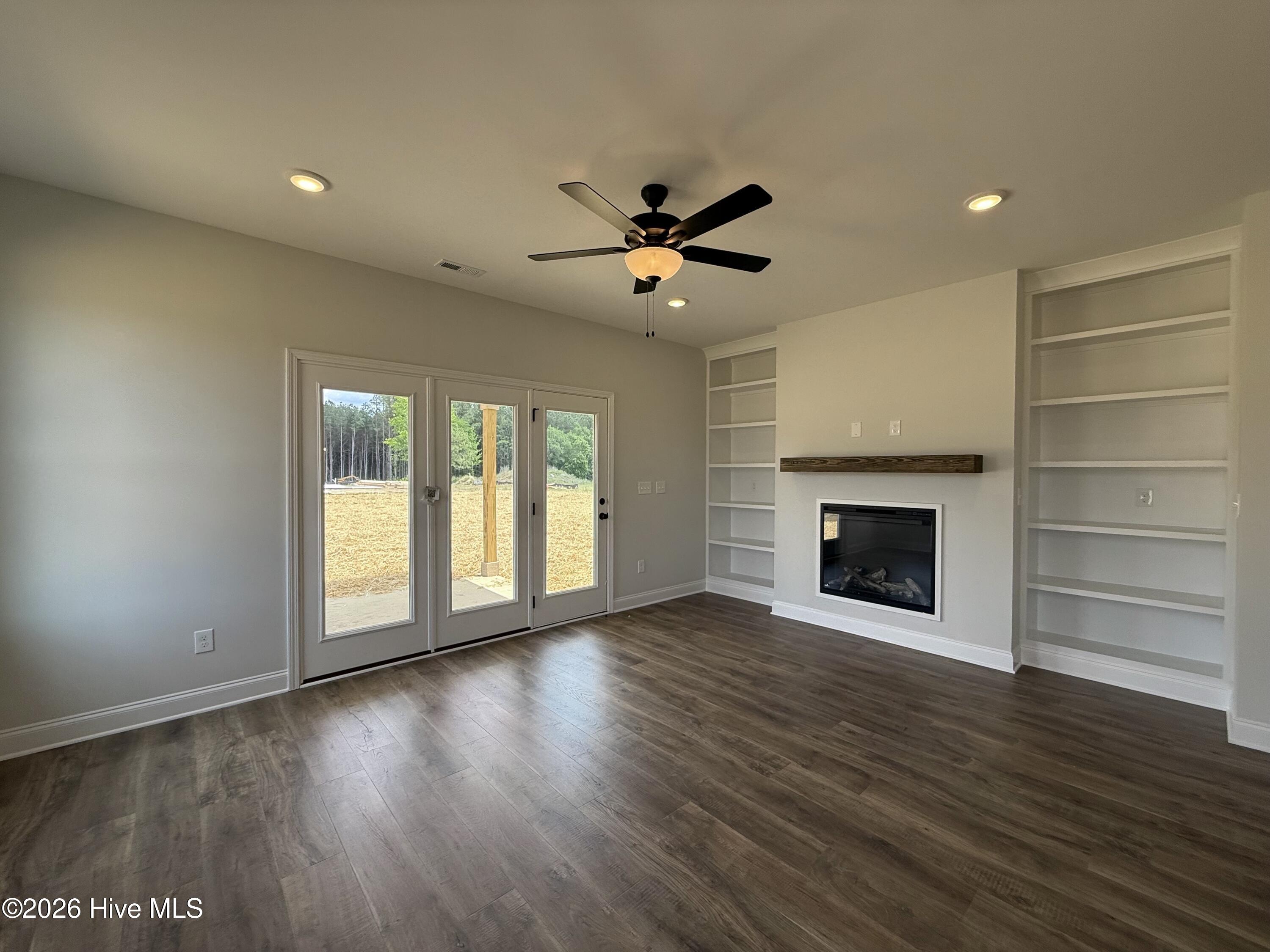 53 Sundrops Trail Property Photo 9