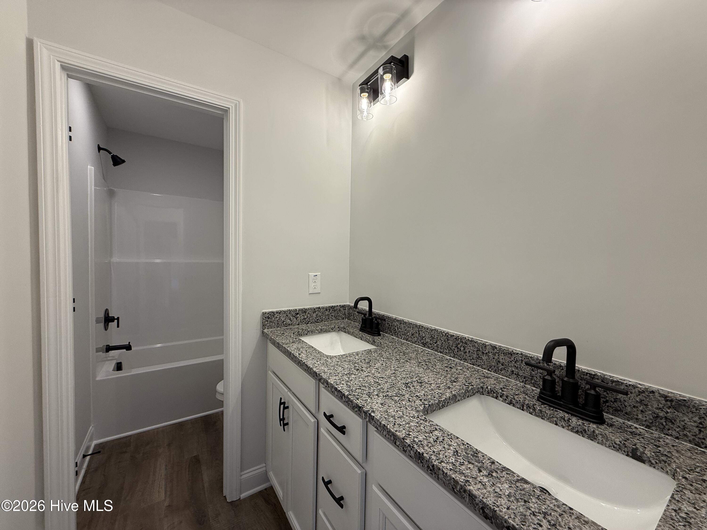 53 Sundrops Trail Property Photo 17