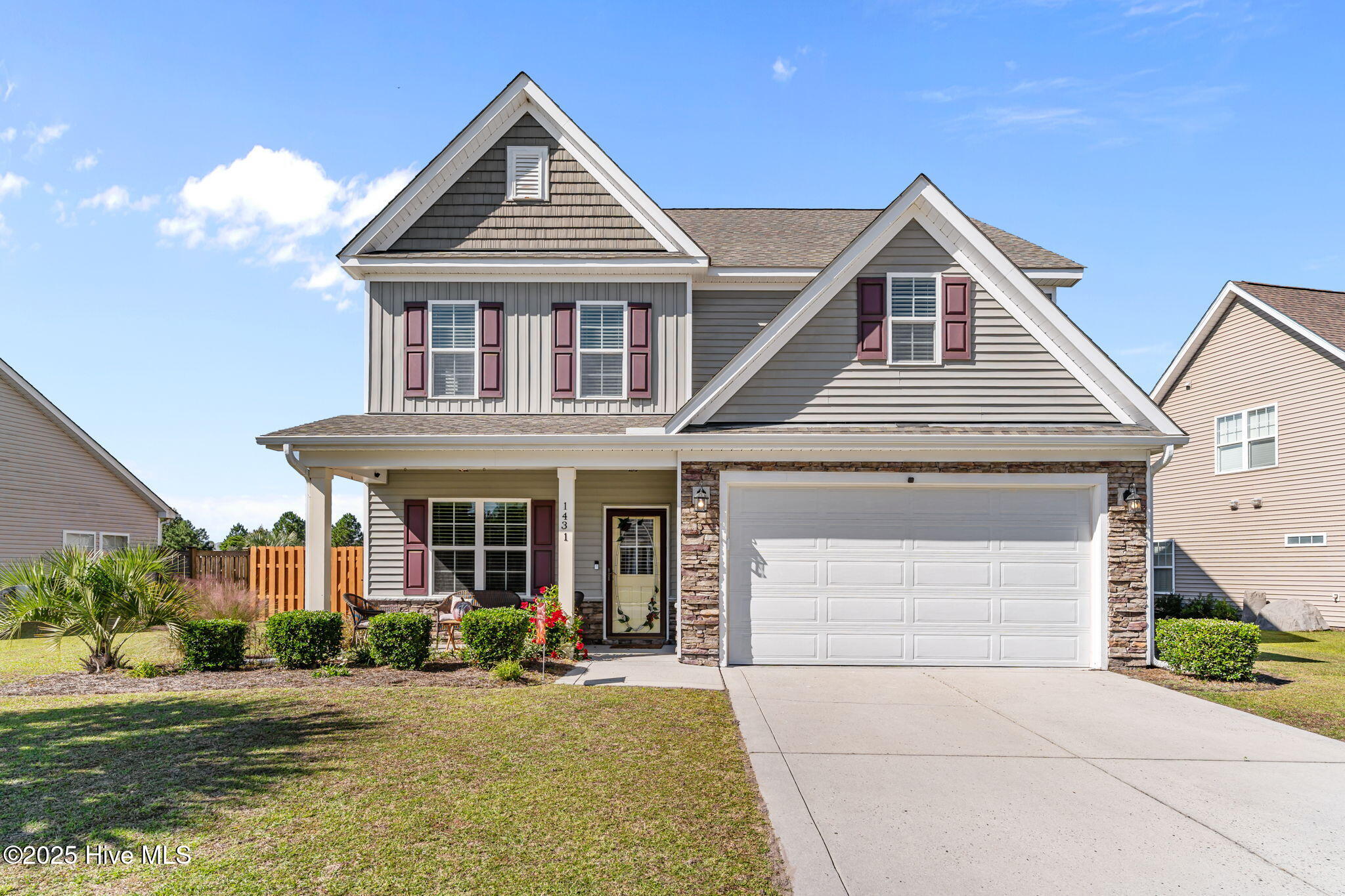 1431 Eastbourne Drive Property Photo 1