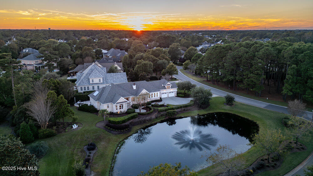 1105 Arboretum Drive Property Photo 1