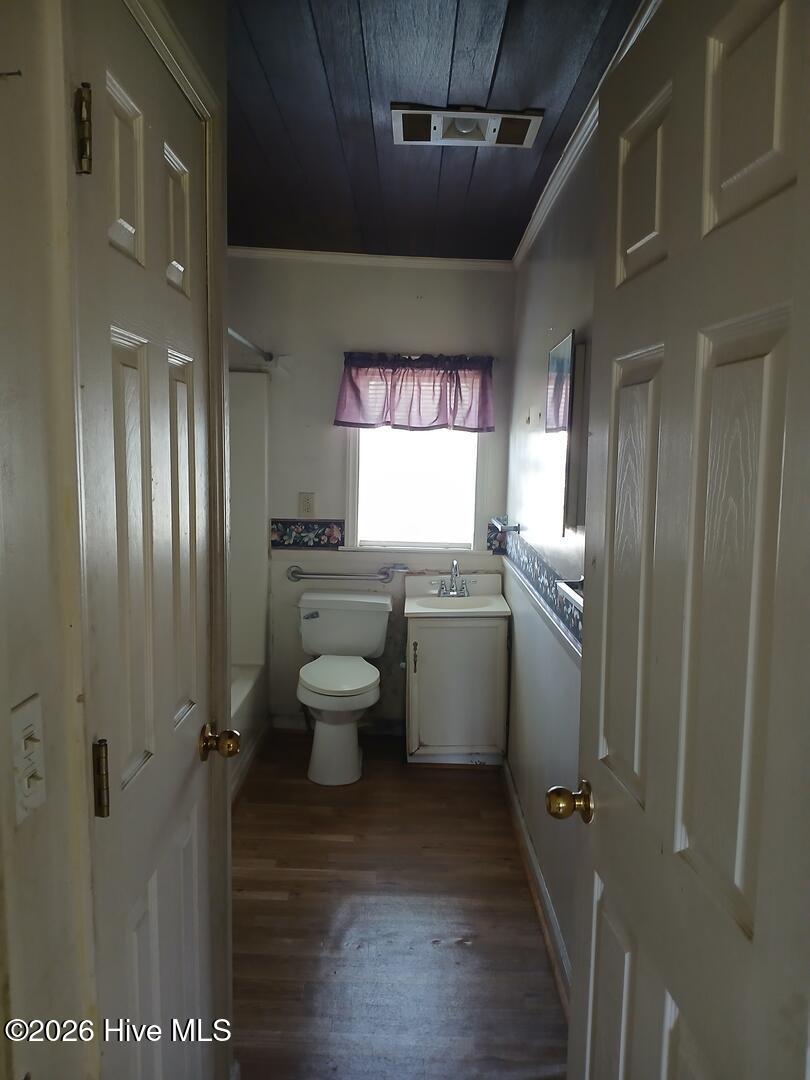 409 Plum Street Property Photo 12