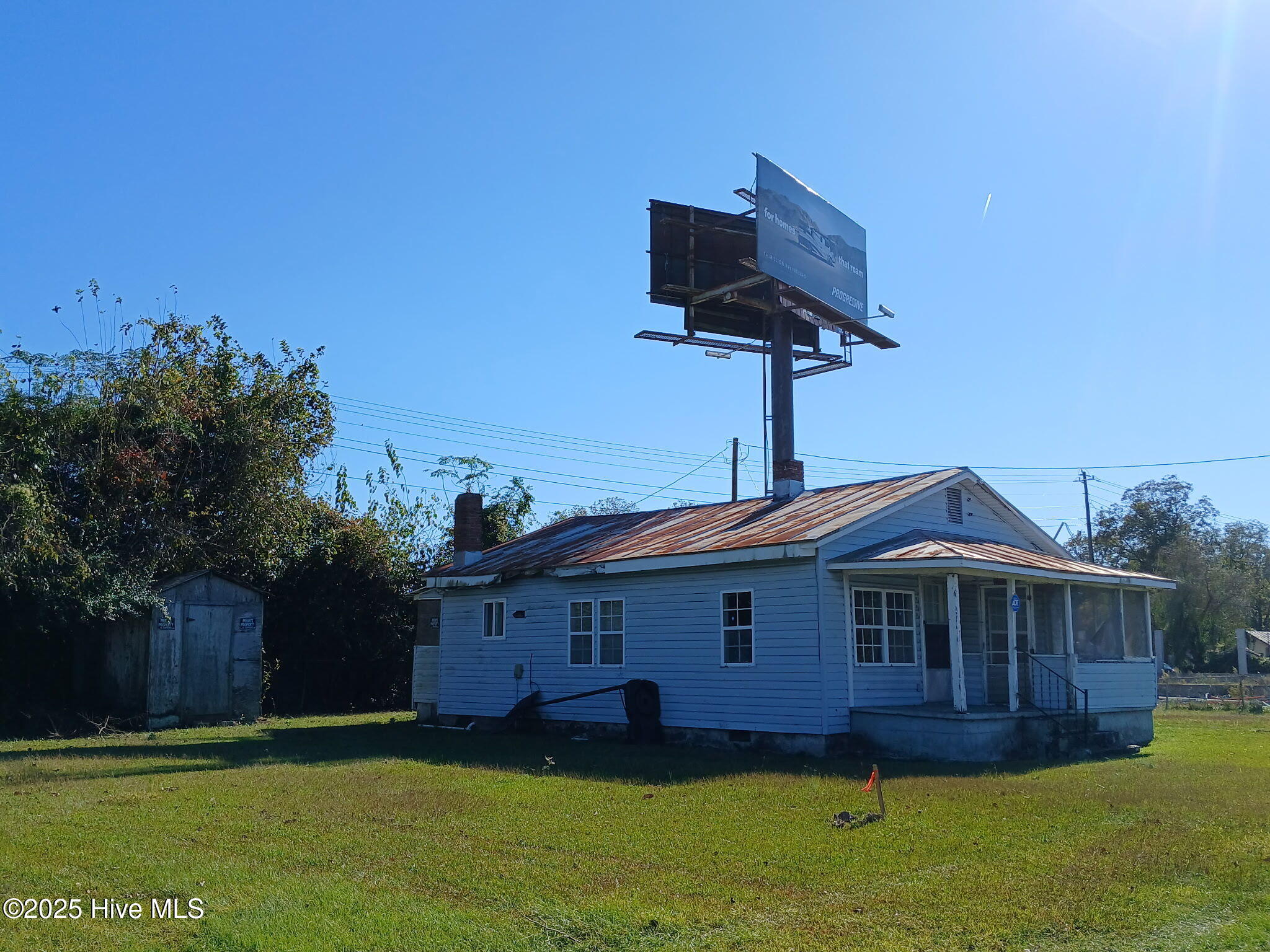 409 Plum Street Property Photo 15