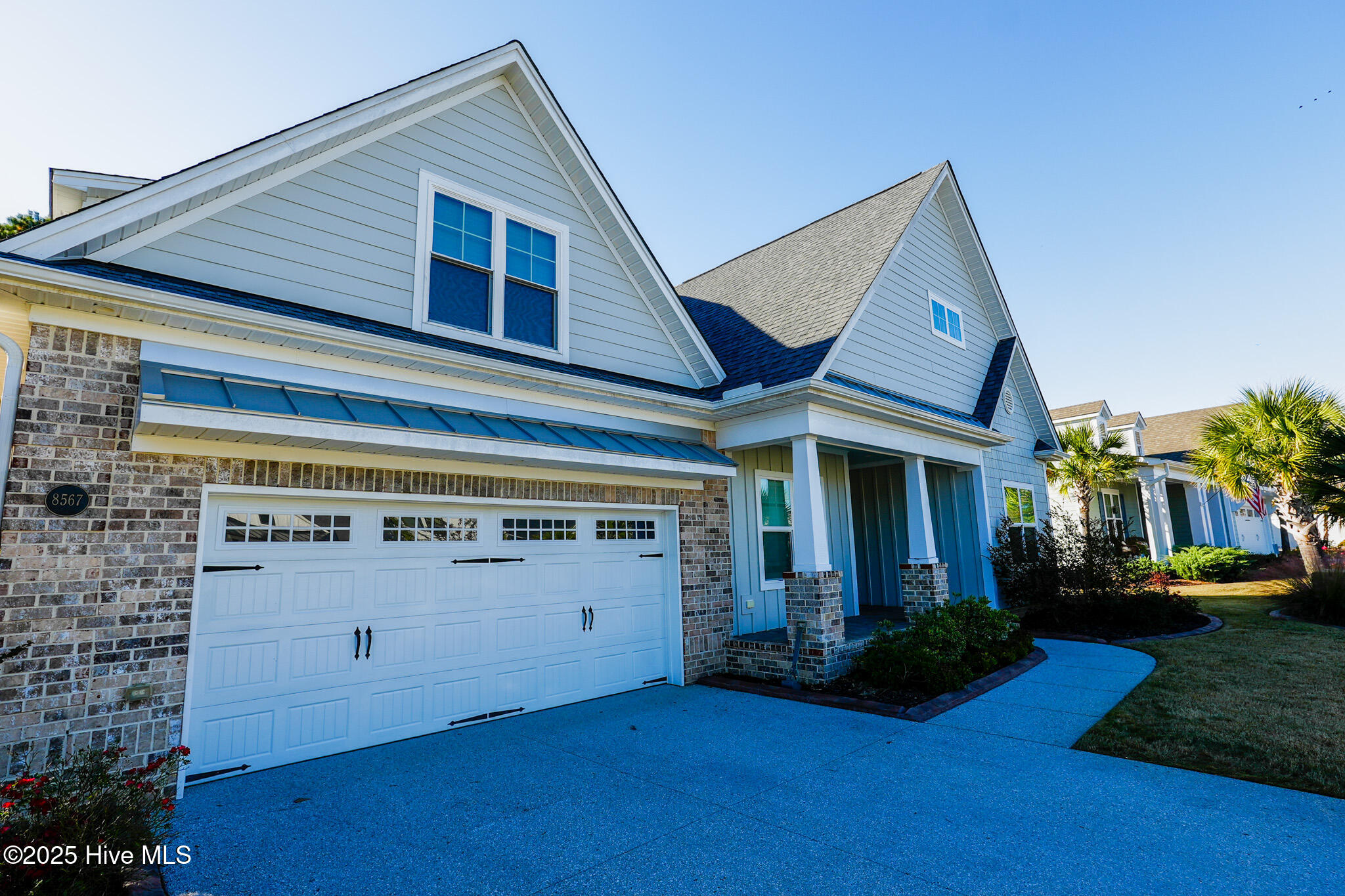 8567 Safflower Way NE Property Photo 1