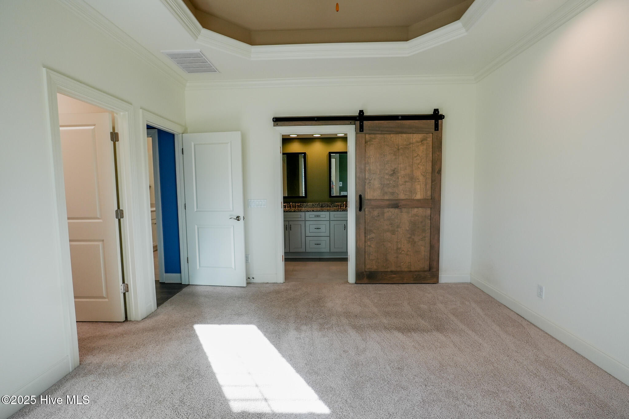 8567 Safflower Way Ne Property Photo 5