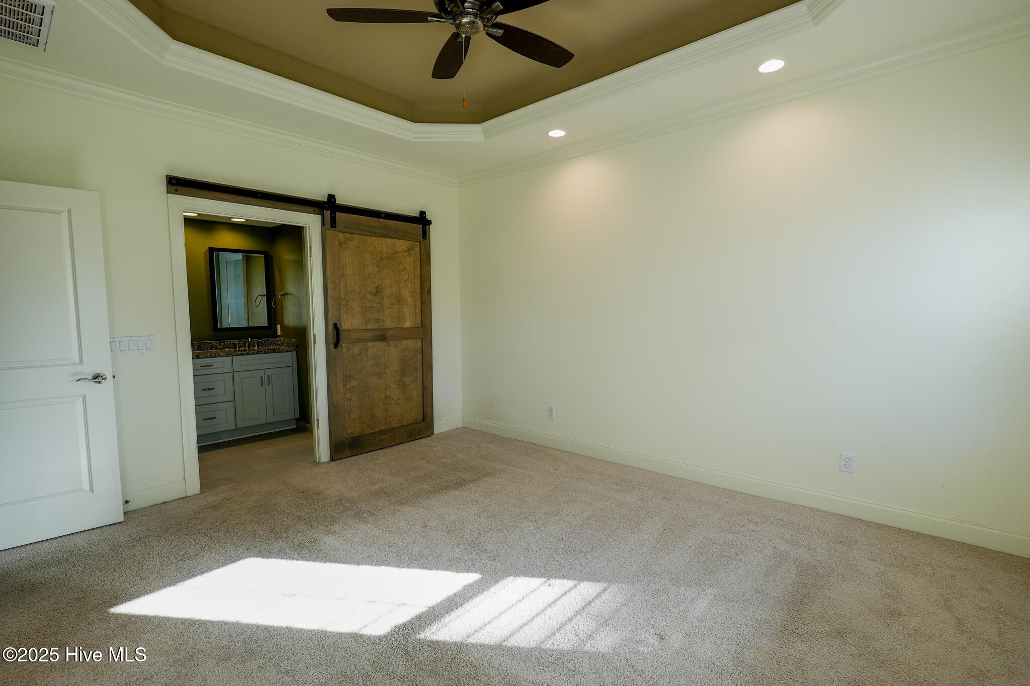 8567 Safflower Way Ne Property Photo 7