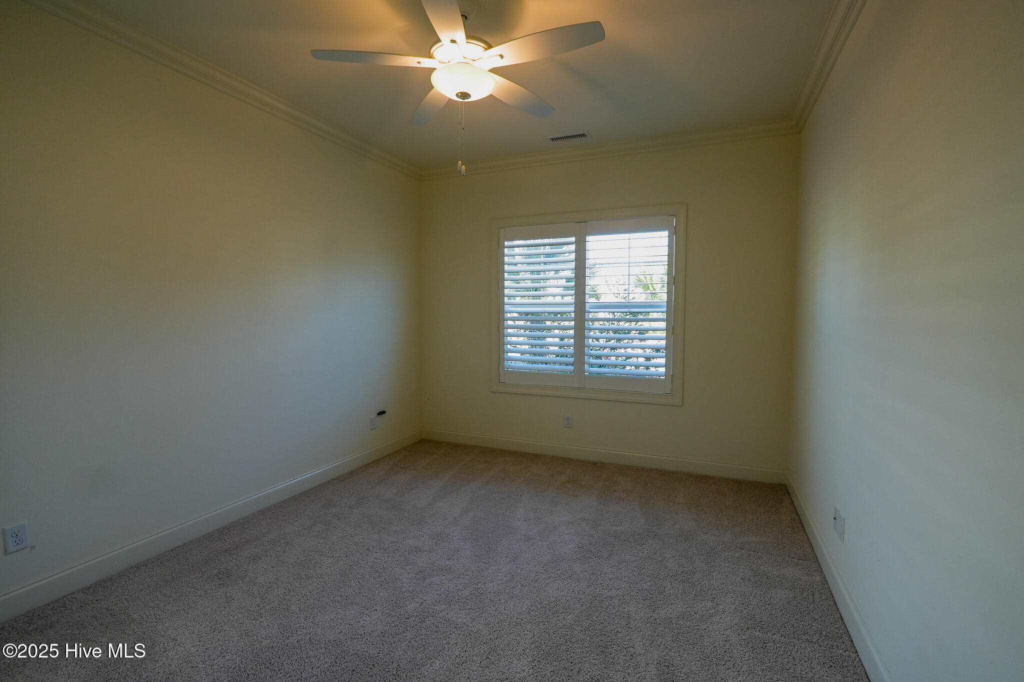 8567 Safflower Way Ne Property Photo 13