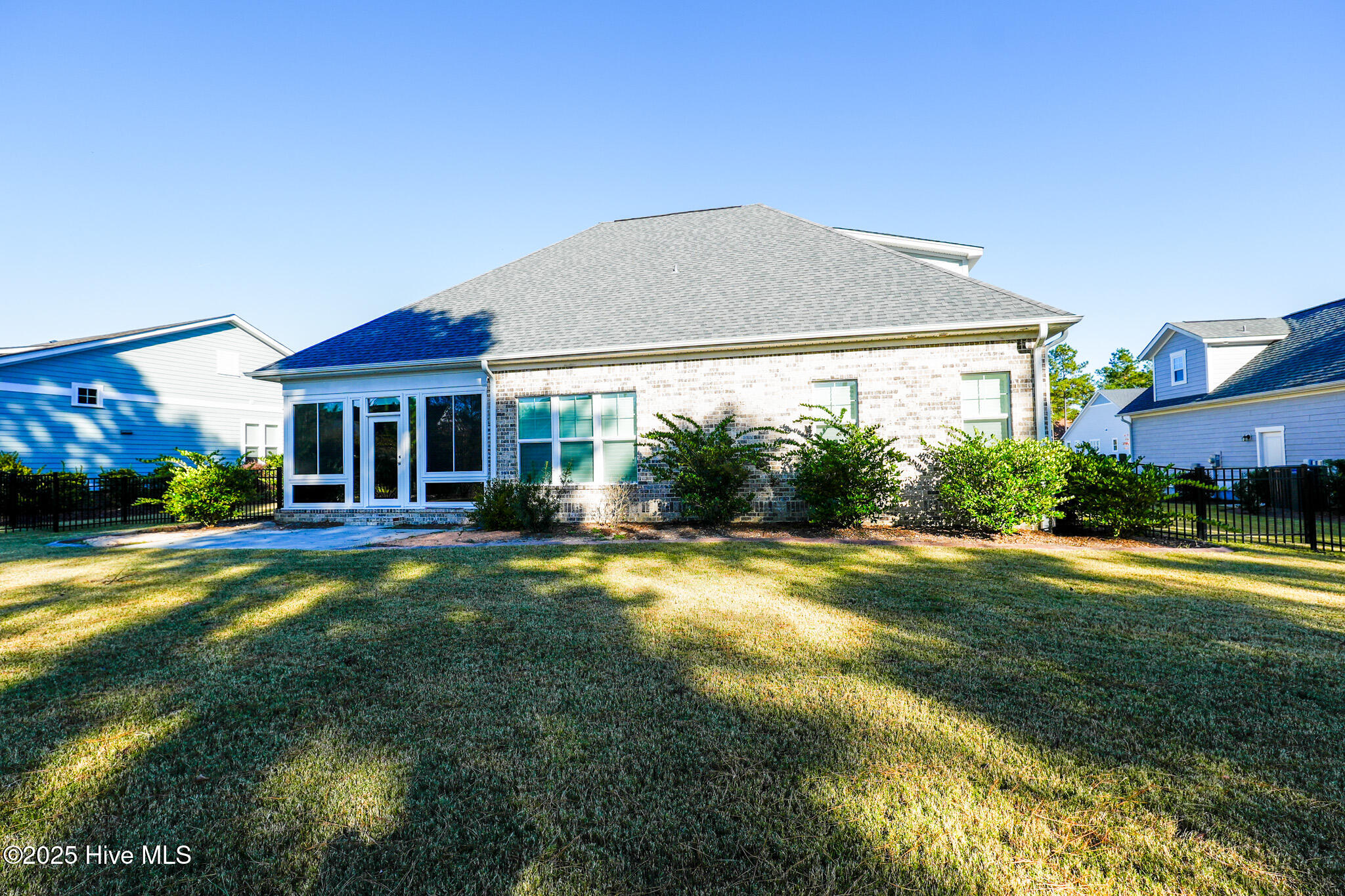 8567 Safflower Way Ne Property Photo 27
