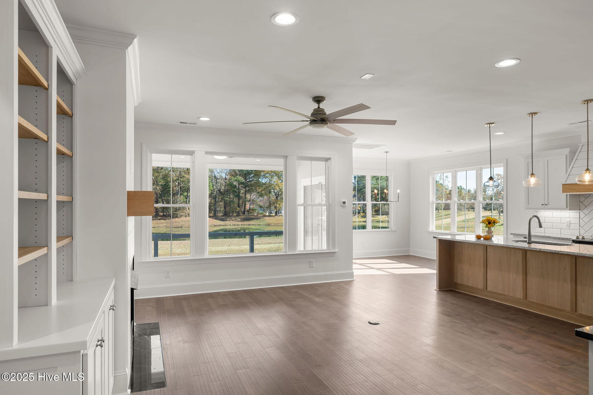 141 Sycamore Lakes Drive Property Photo 19