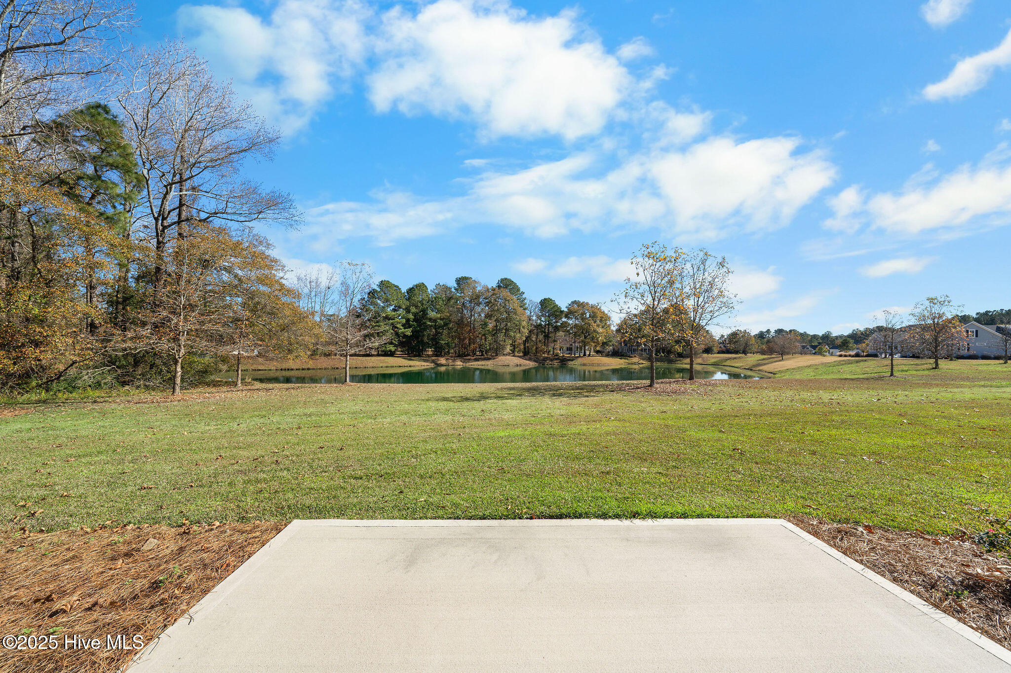 135 Sycamore Lakes Drive Property Photo 51
