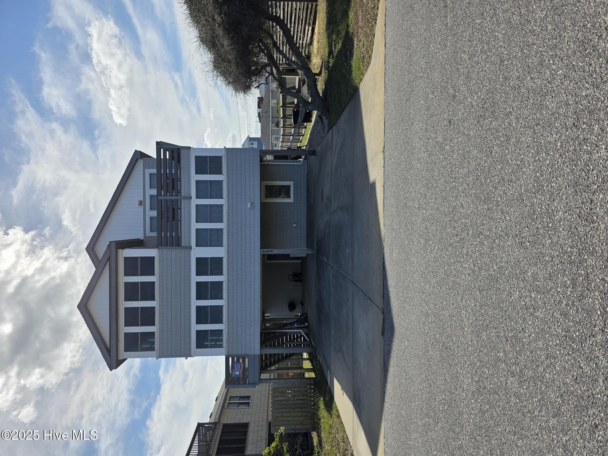 113 E Aviation Avenue 19 Property Photo 1