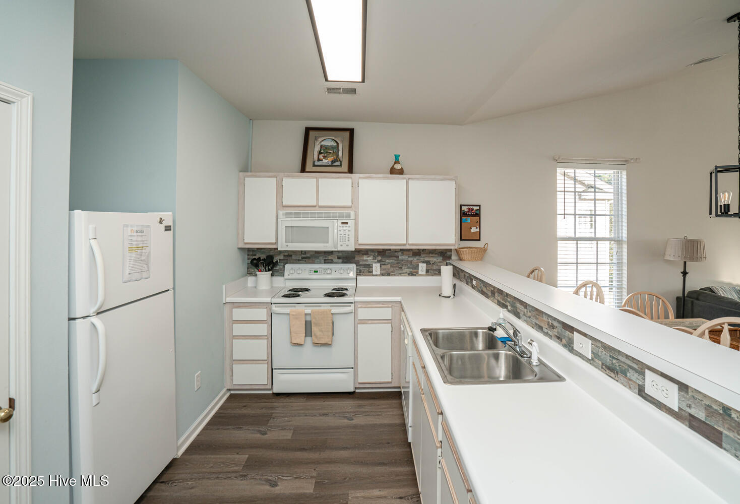 908 Great Egret Circle Sw # 3 Property Photo 15