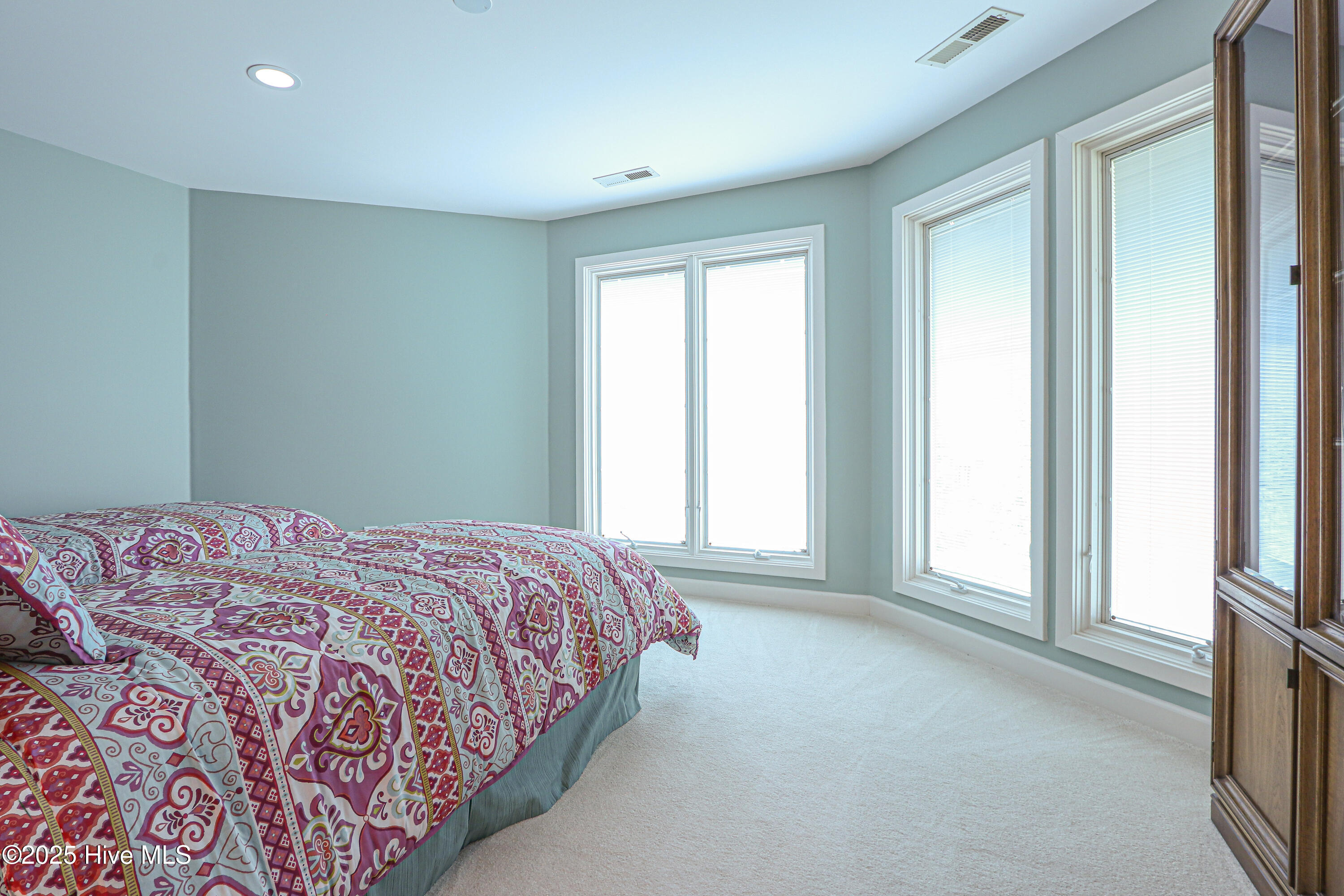 310 Inverrary Road Property Photo 42
