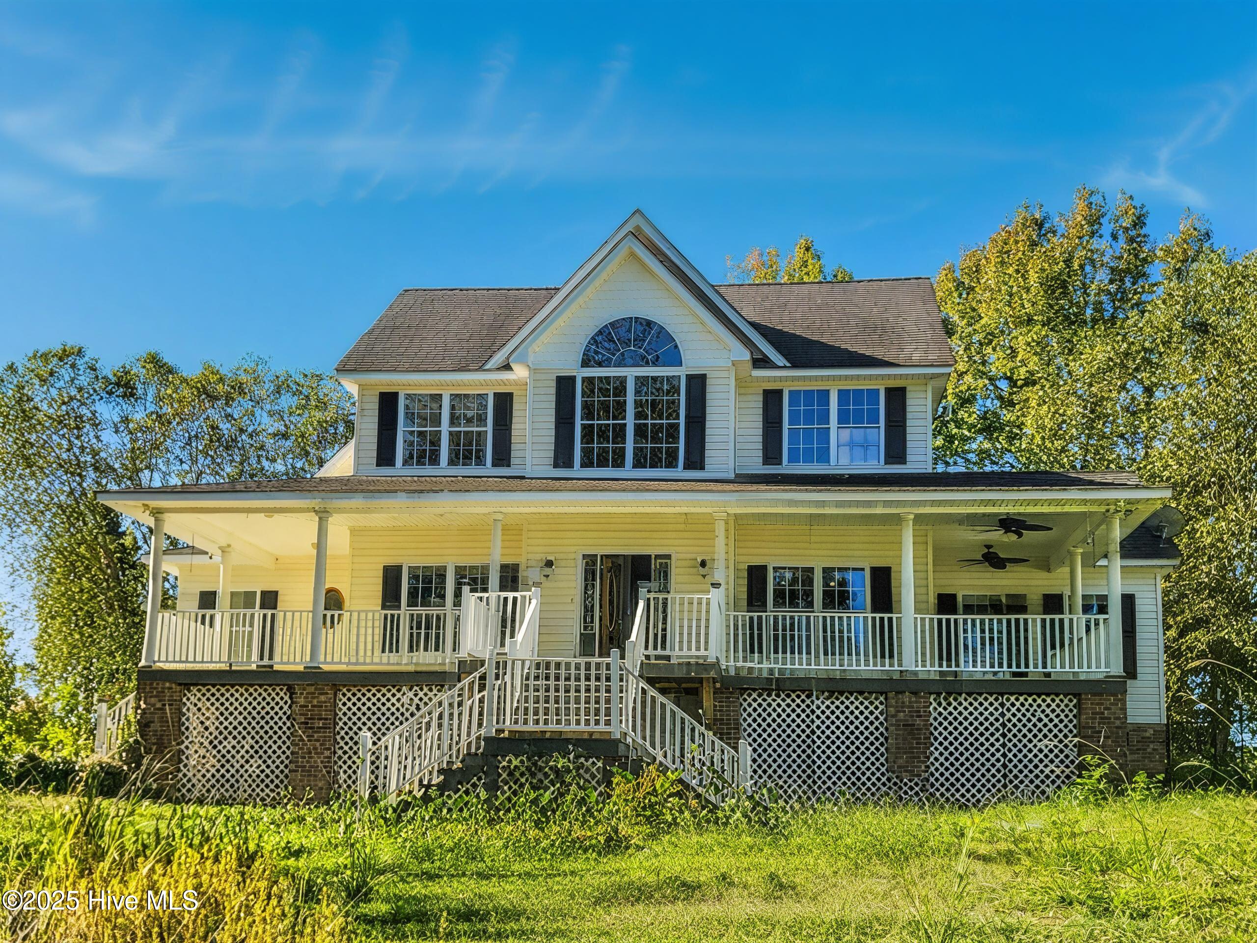 111 Apache Road Property Photo 1