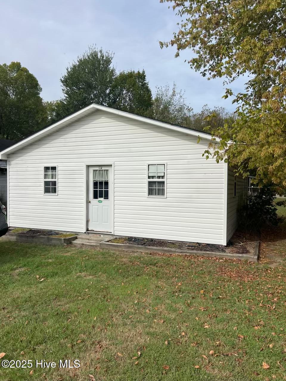 751 River Road Property Photo 1