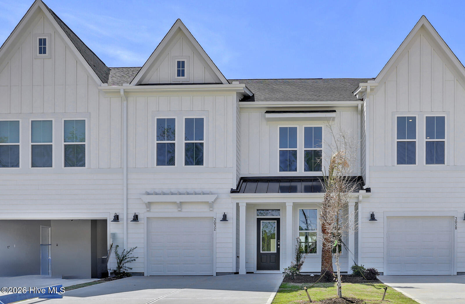 3032 Coastal Dream Way Property Photo 1