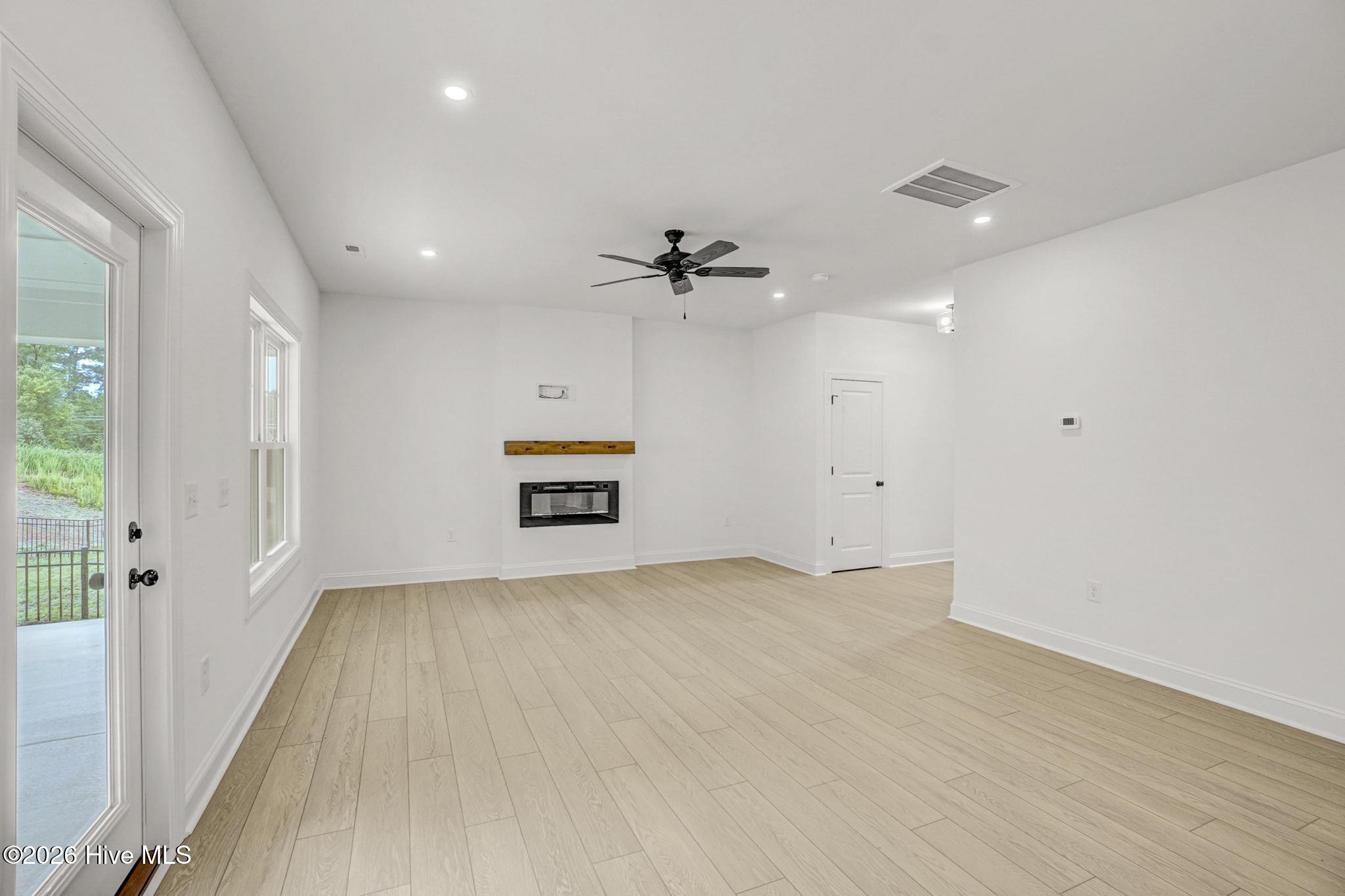 136 Carver Street Property Photo 11