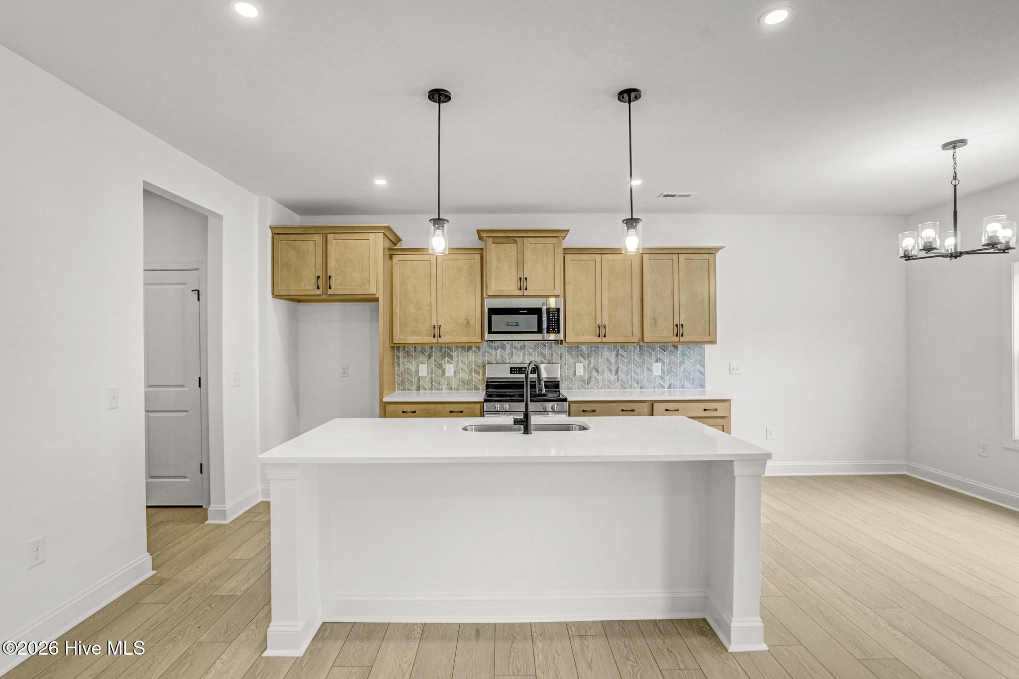136 Carver Street Property Photo 14