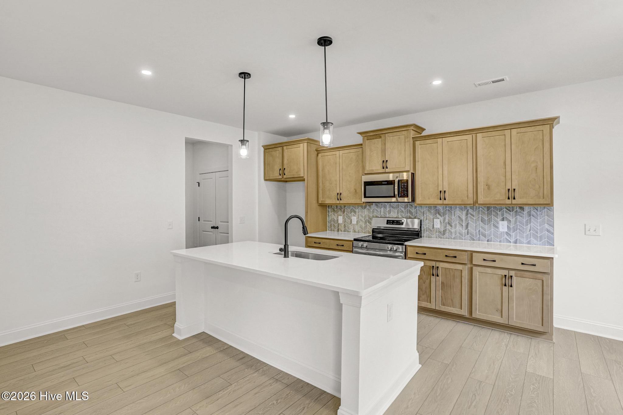 136 Carver Street Property Photo 15
