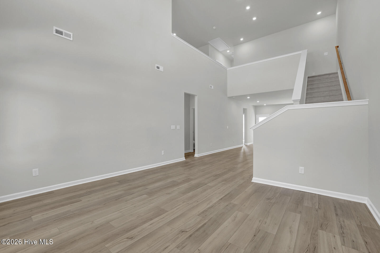 3028 Coastal Dream Way Property Photo 4