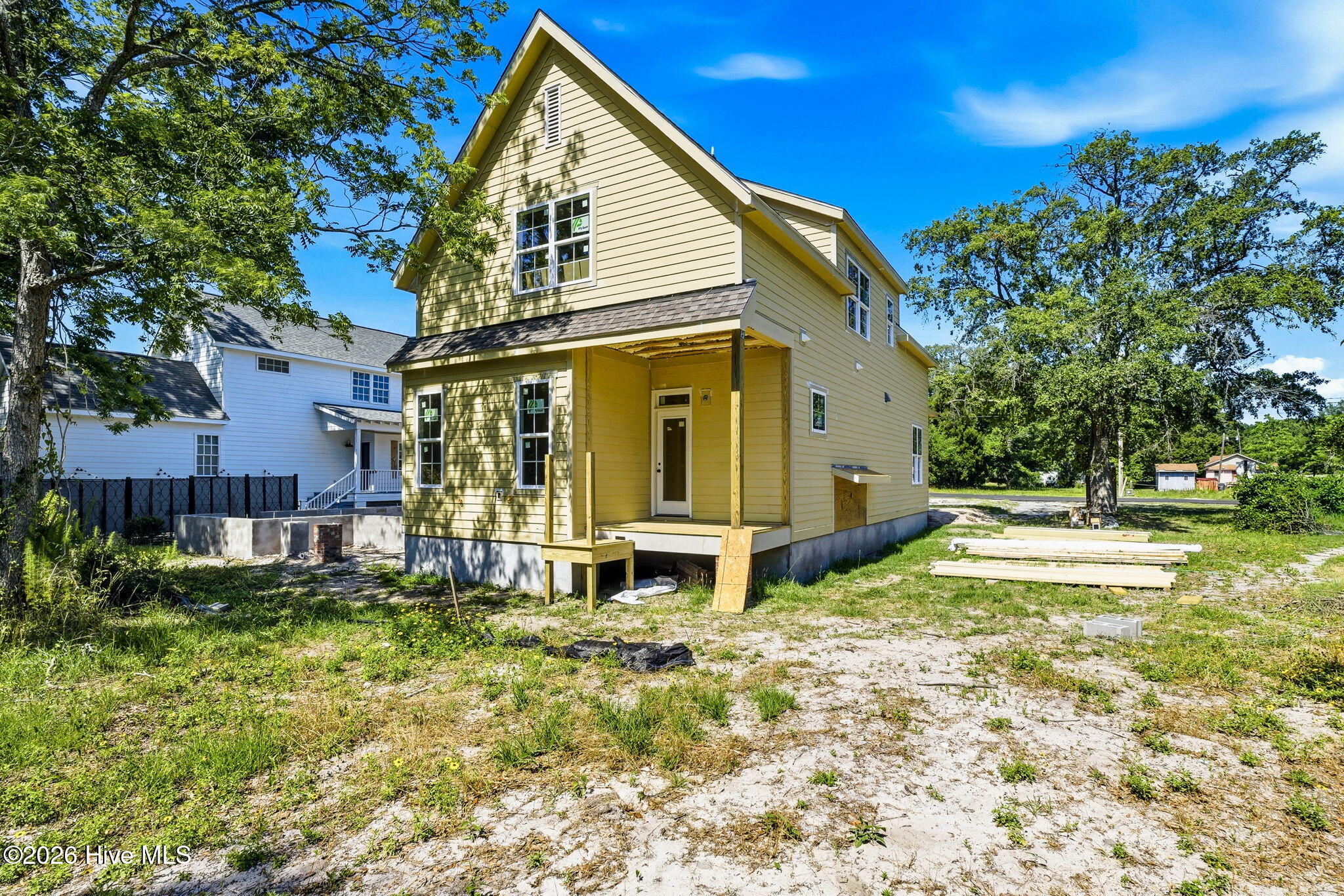 607 Burrington Avenue Property Photo 26