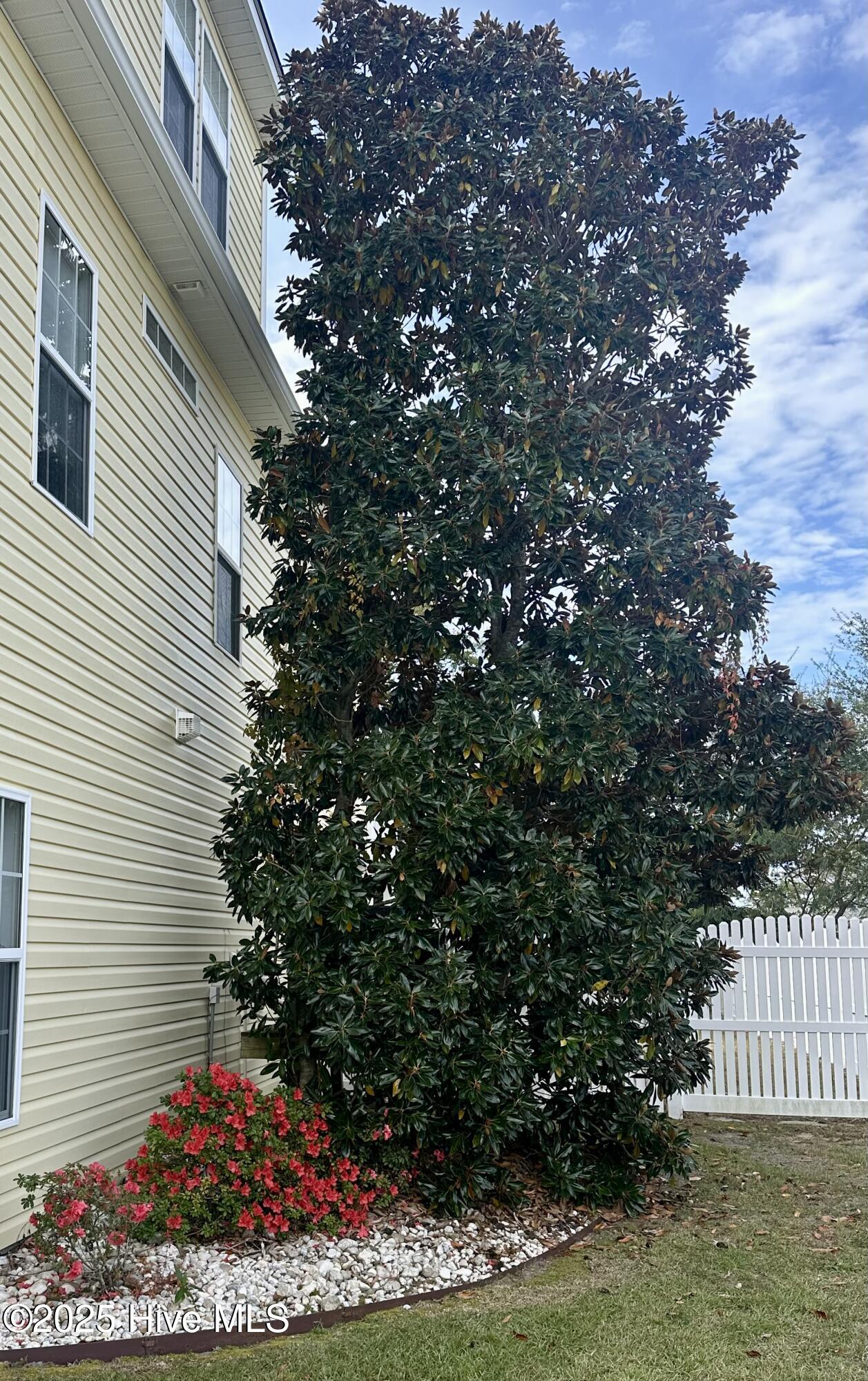 105 Everette Court Property Photo 10