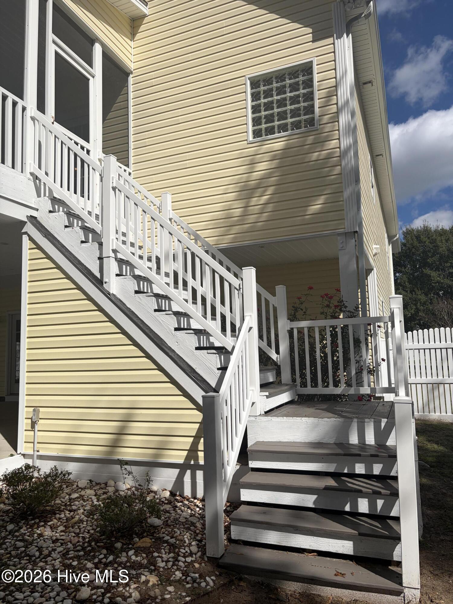 105 Everette Court Property Photo 13