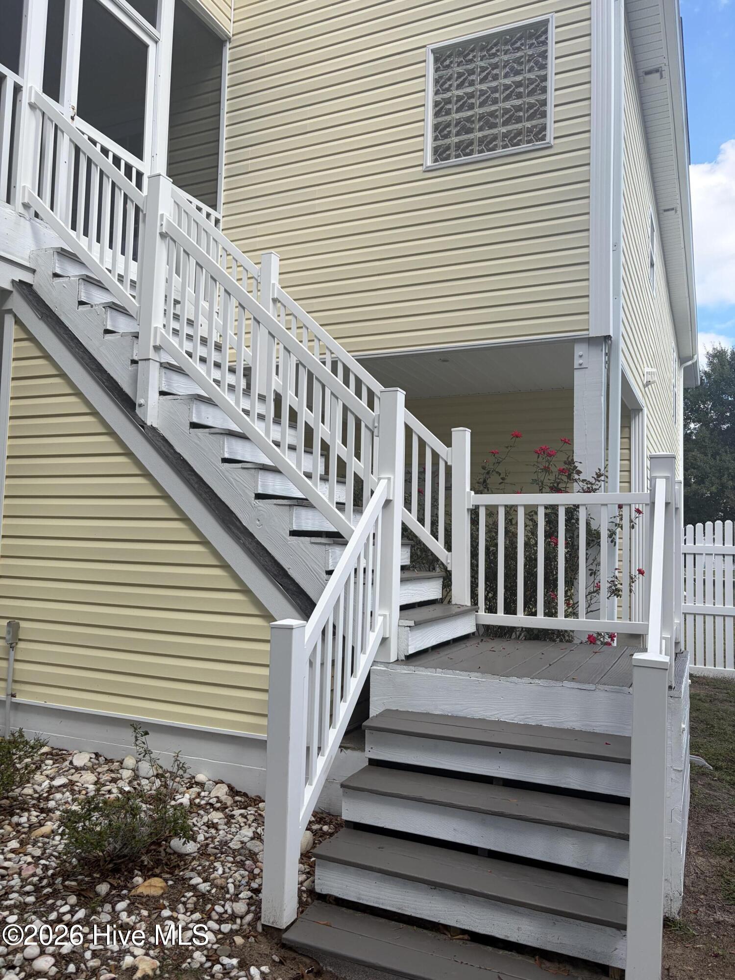 105 Everette Court Property Photo 15