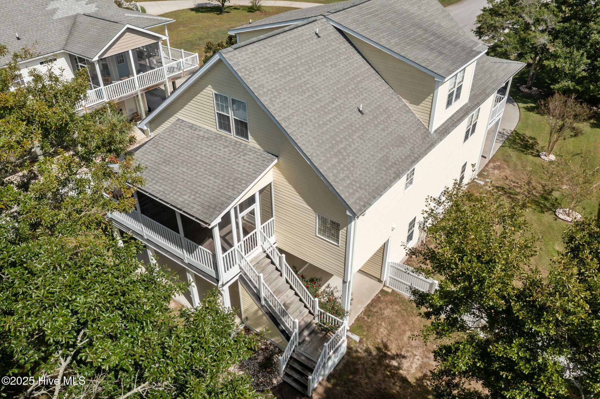 105 Everette Court Property Photo 20