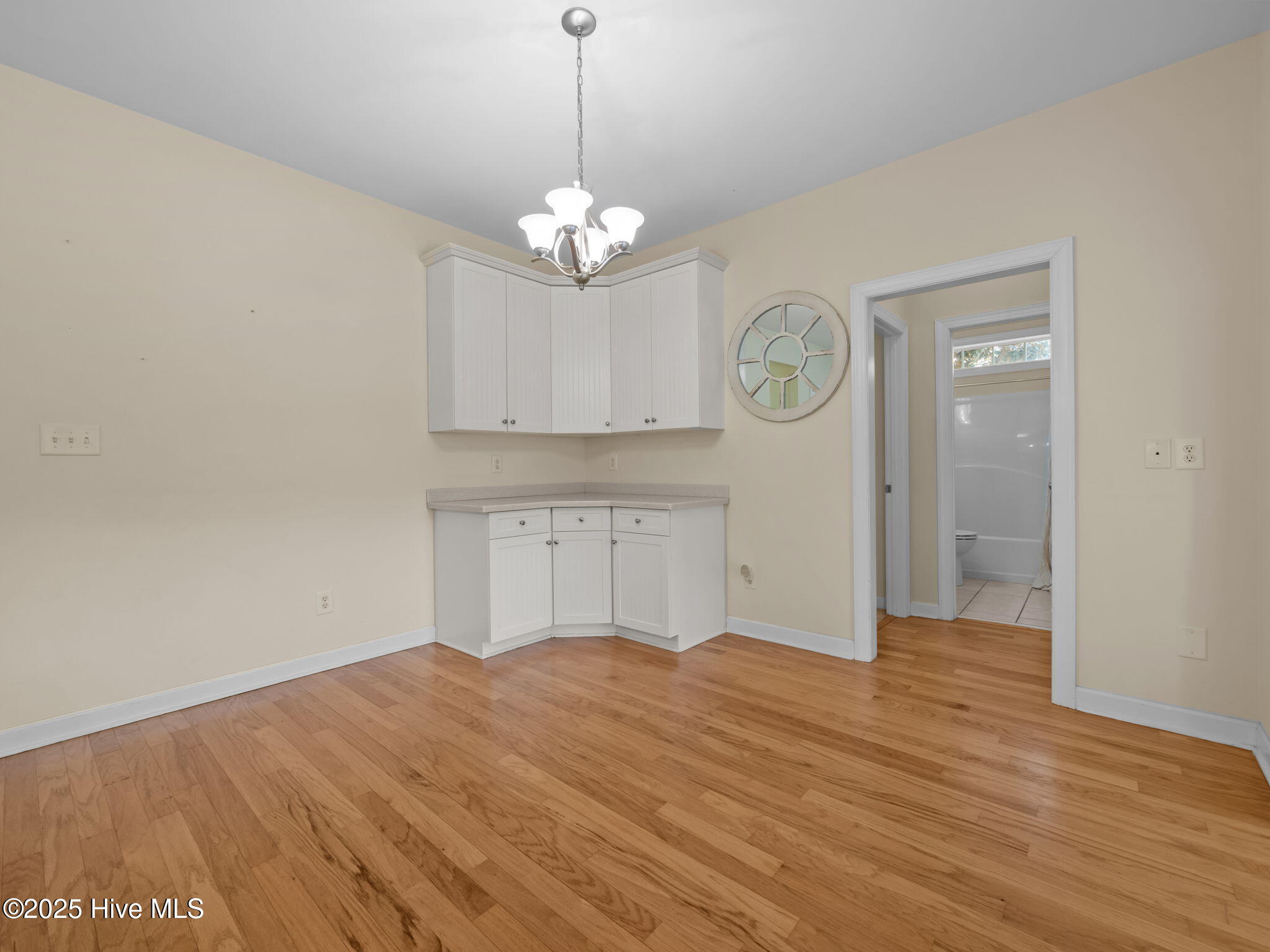 105 Everette Court Property Photo 33