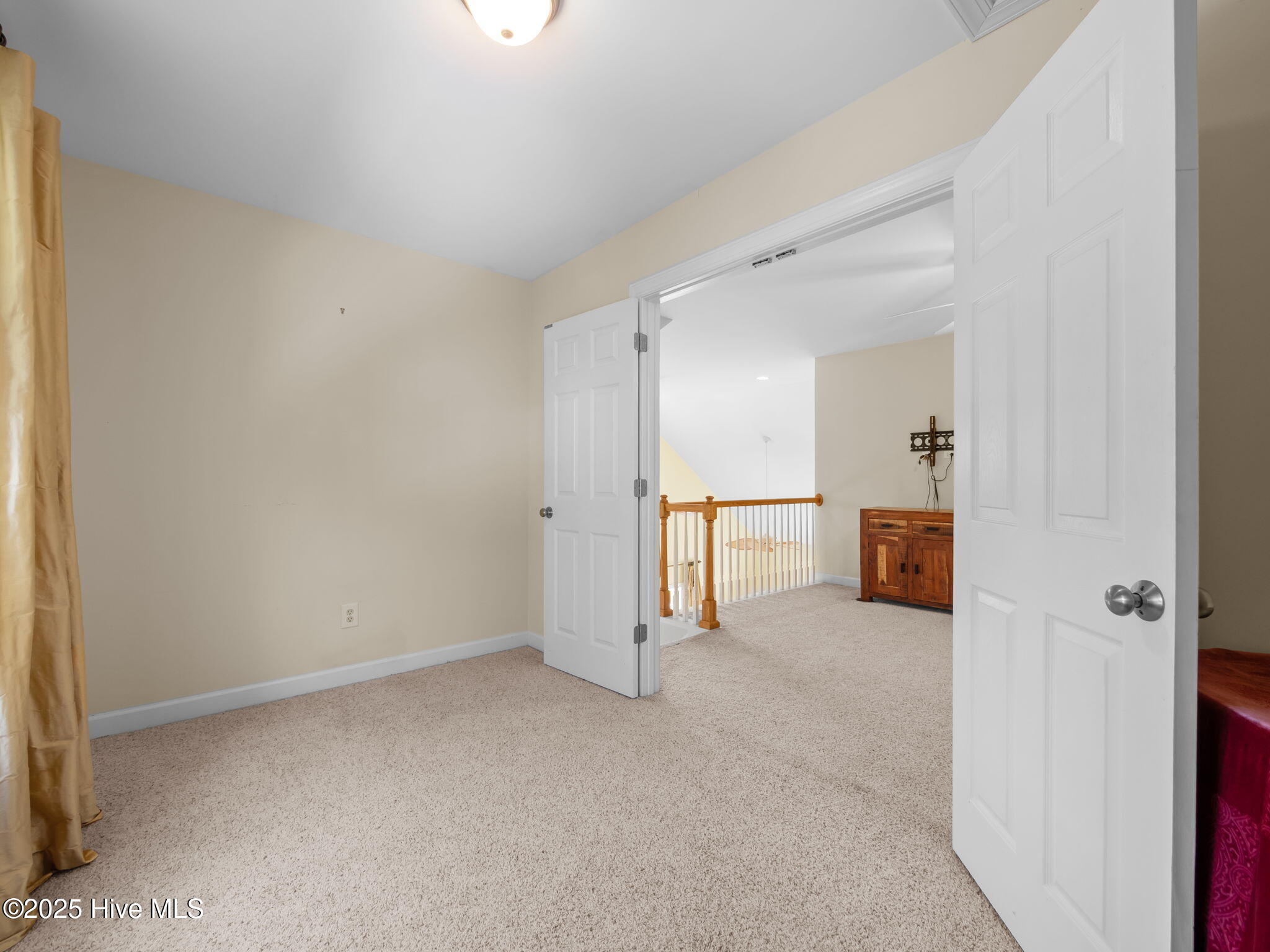 105 Everette Court Property Photo 54