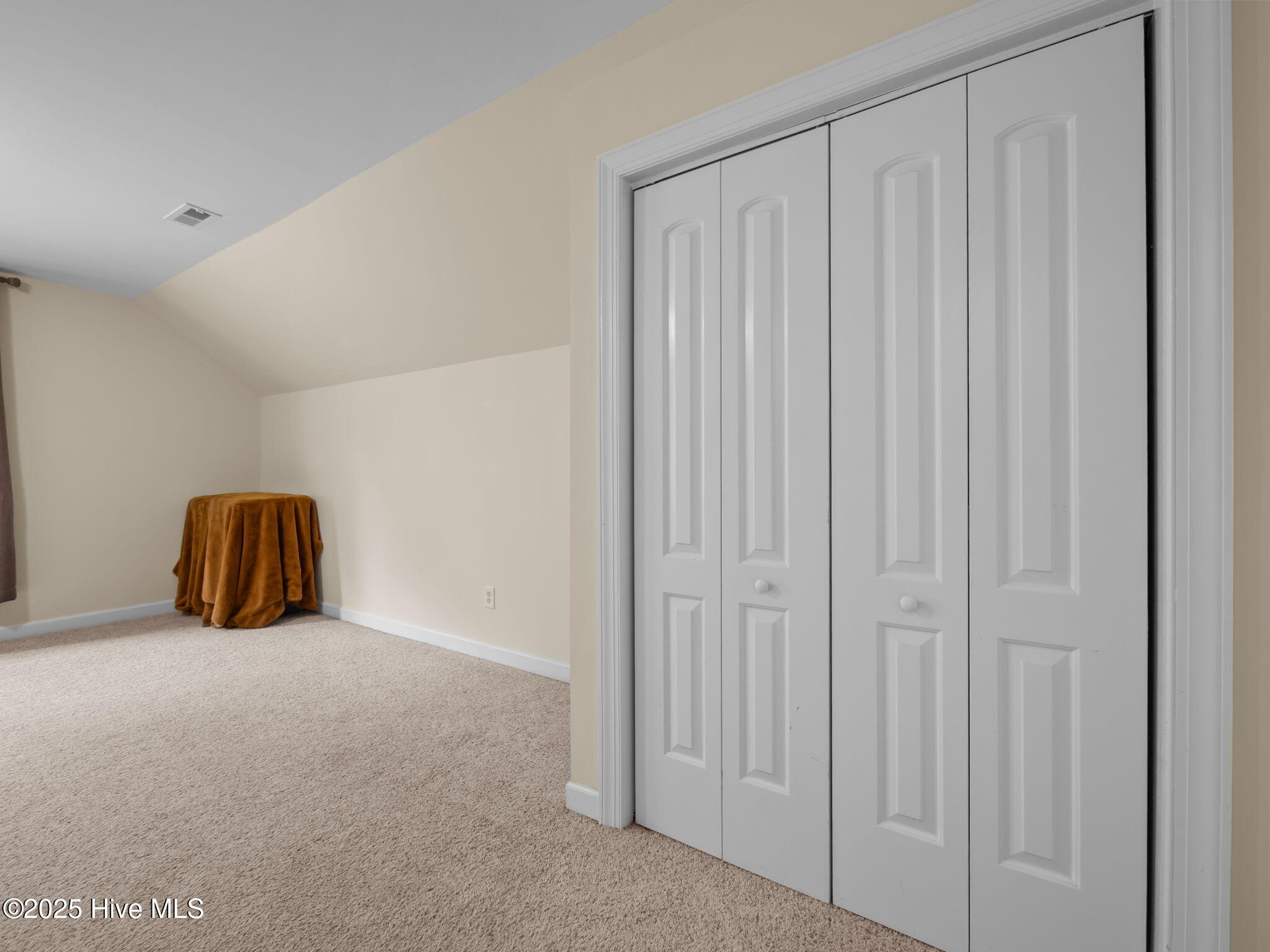 105 Everette Court Property Photo 57