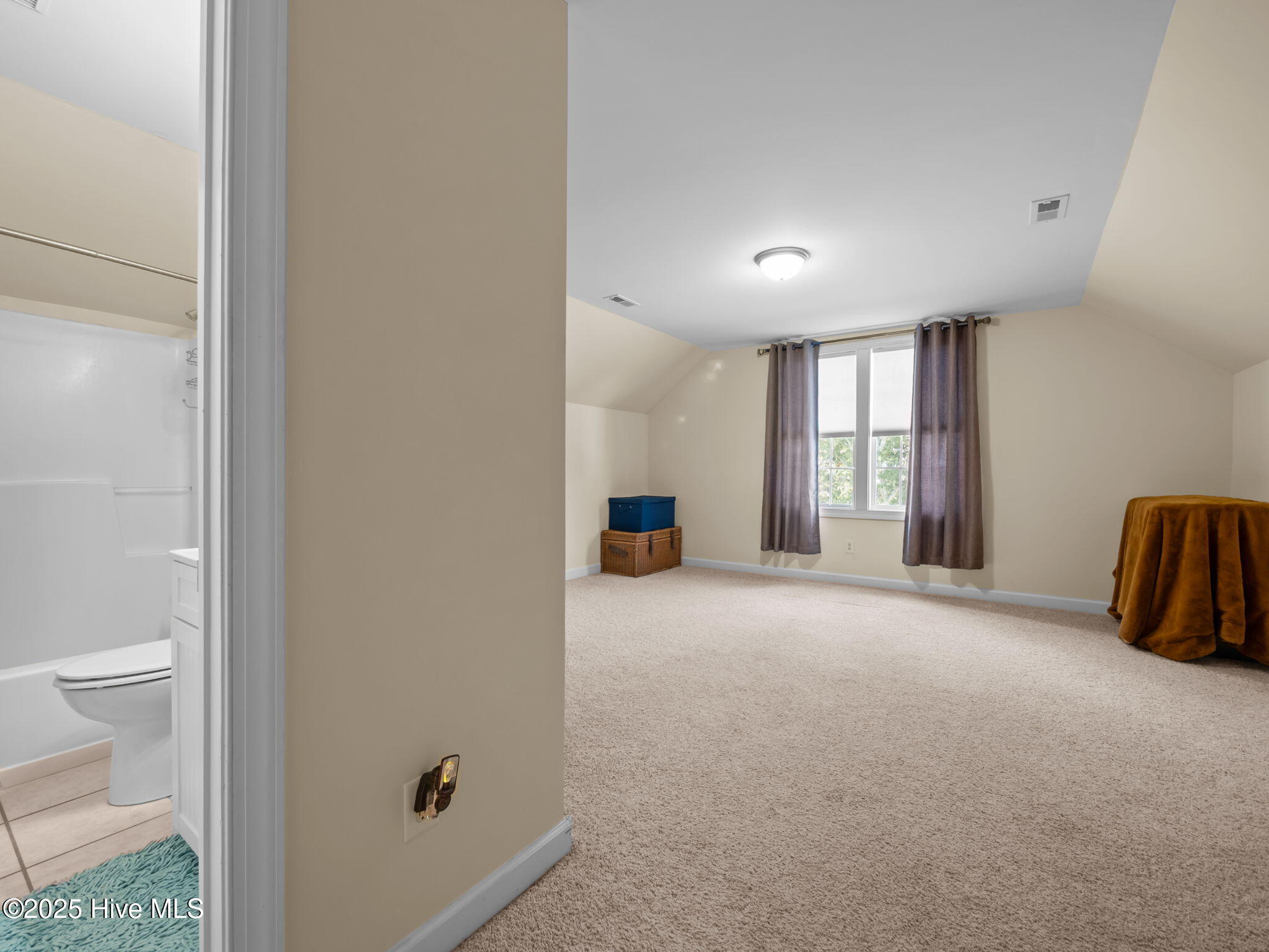 105 Everette Court Property Photo 58