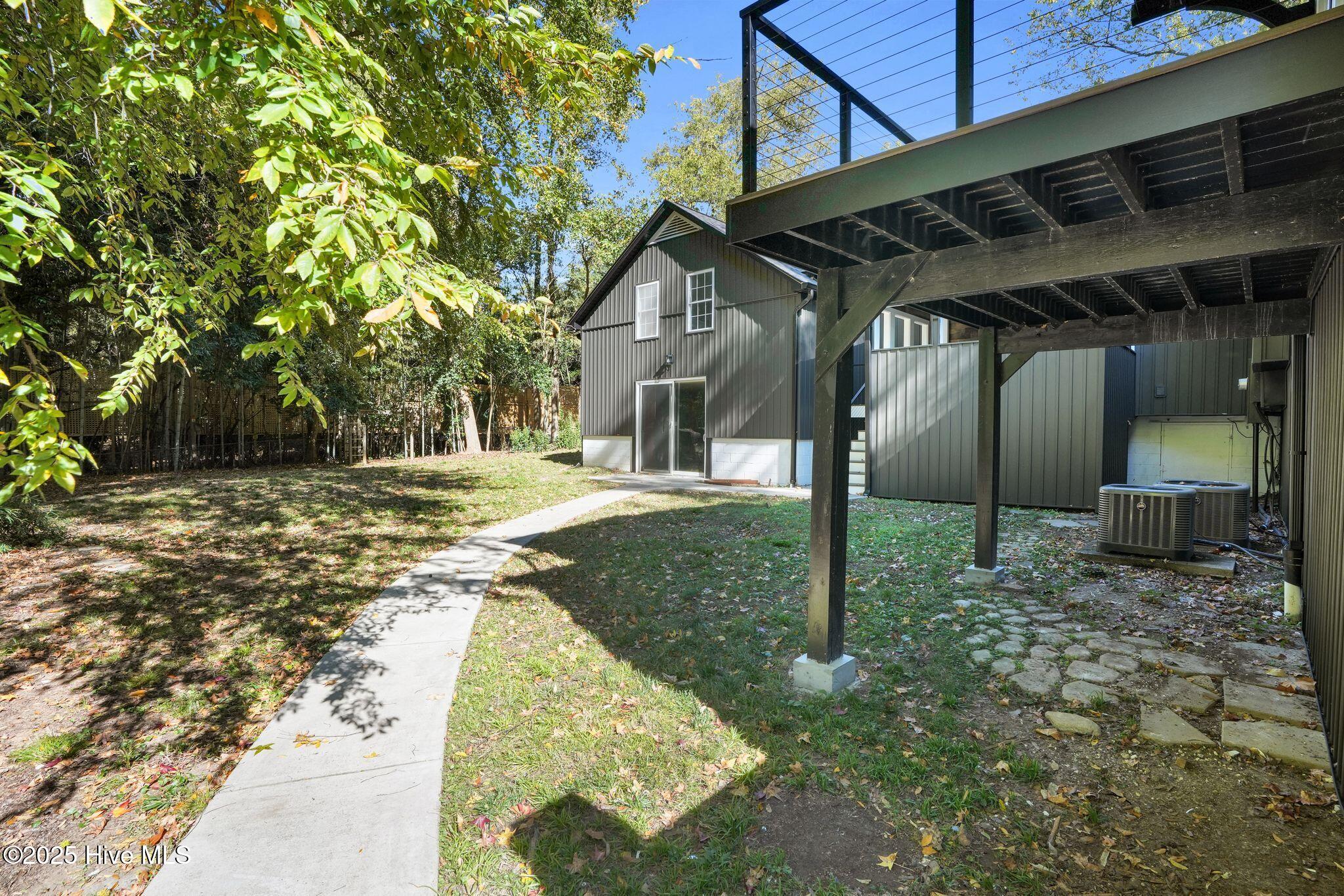 3301 Archdale Drive Property Photo 13