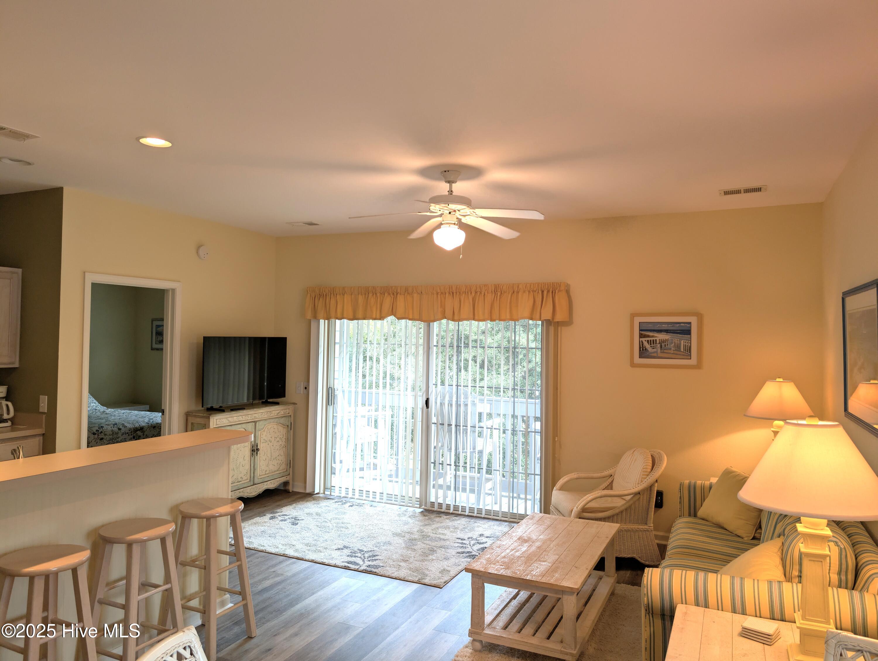 165 Royal Poste Road 2912 Property Photo 3
