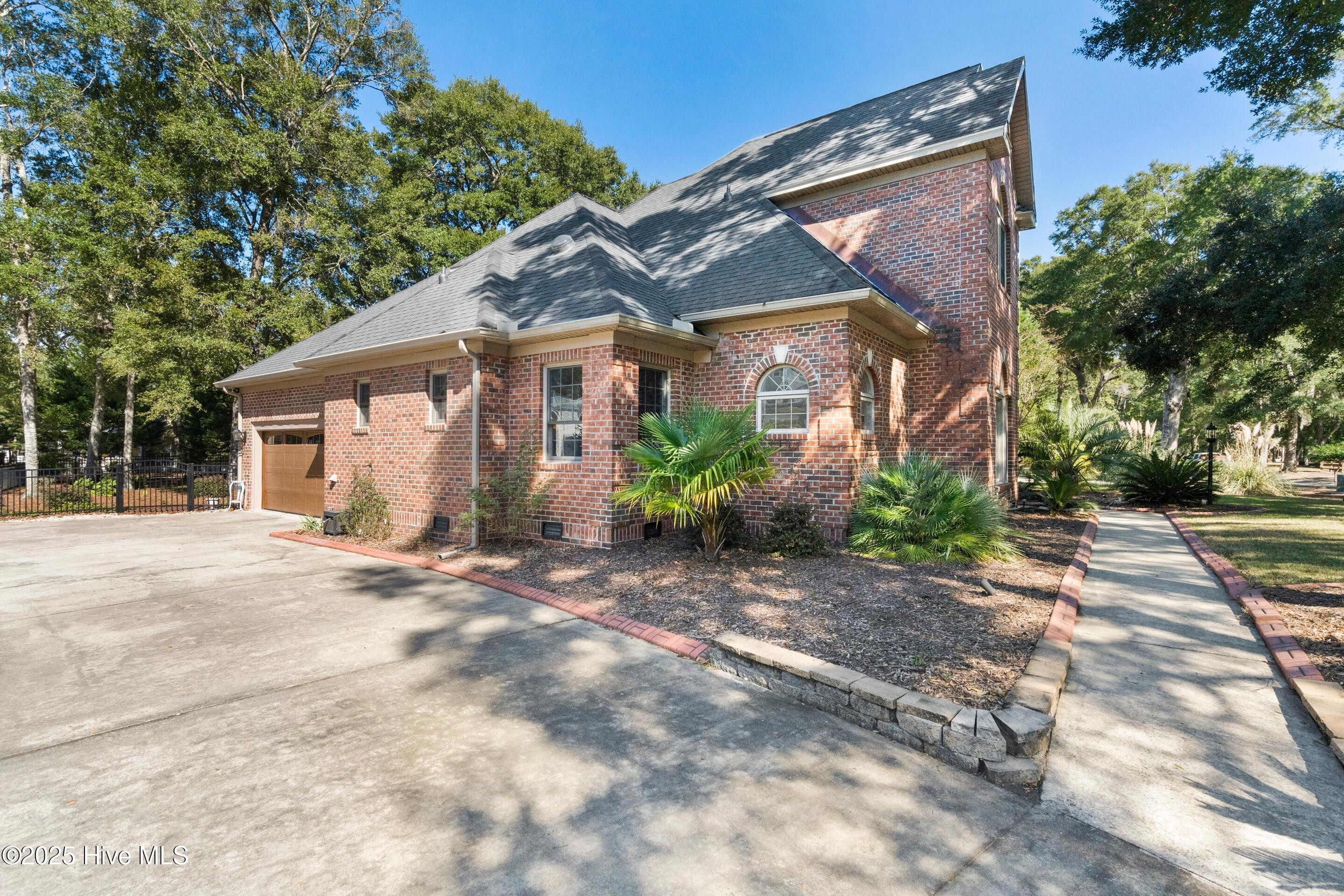 1304 Harbour Watch Sw Property Photo 5