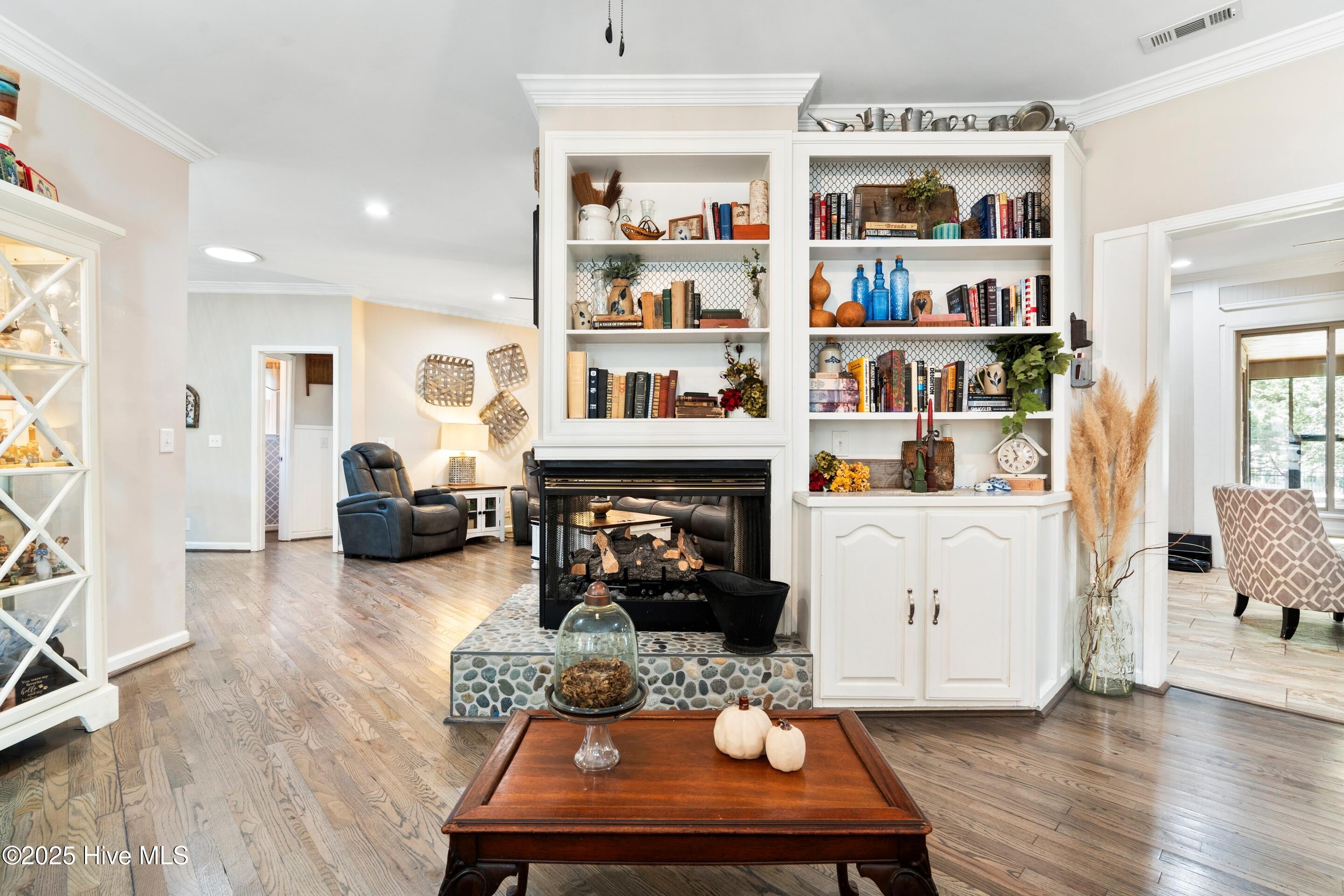 1304 Harbour Watch Property Photo 20