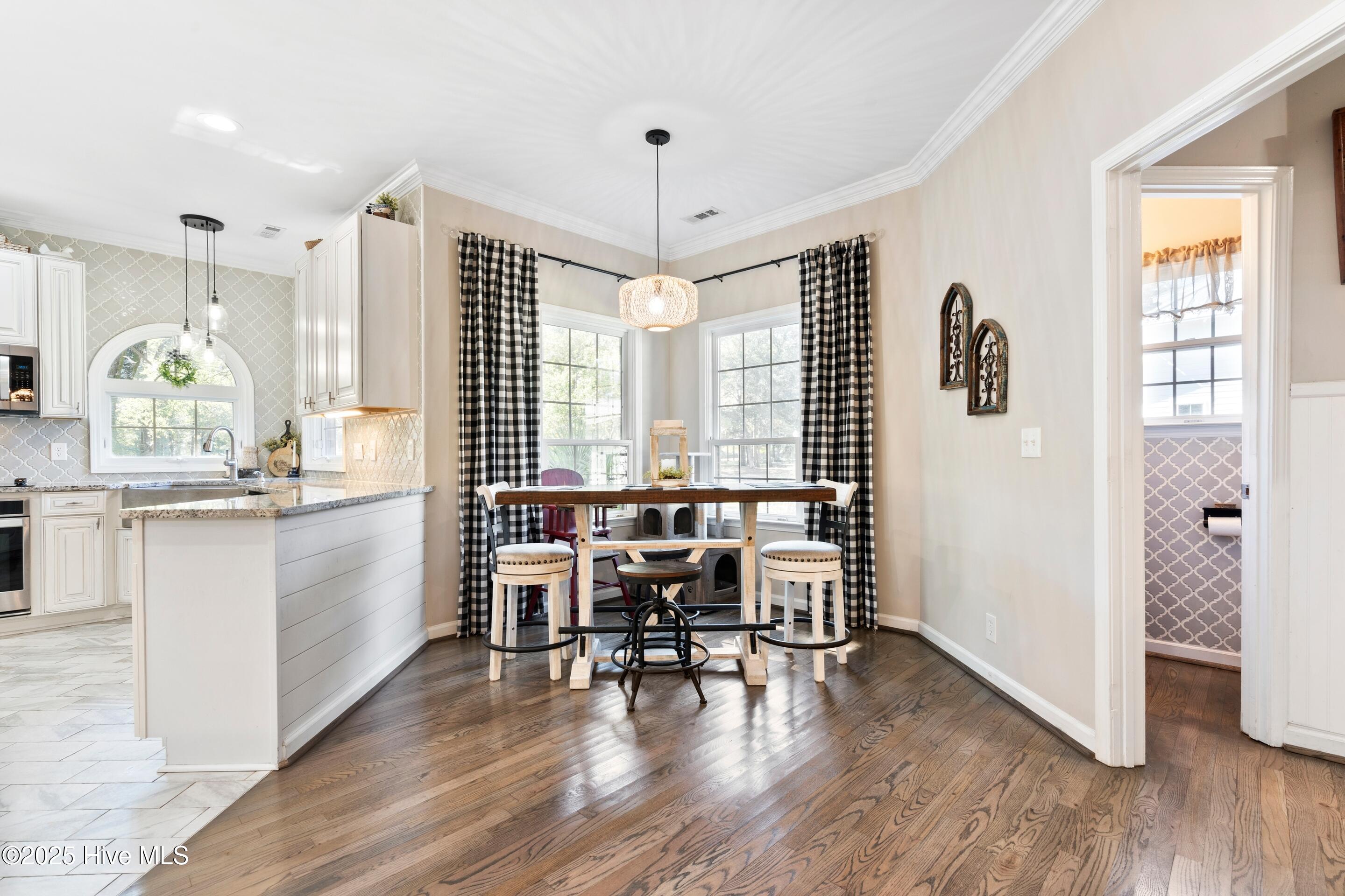 1304 Harbour Watch Property Photo 31