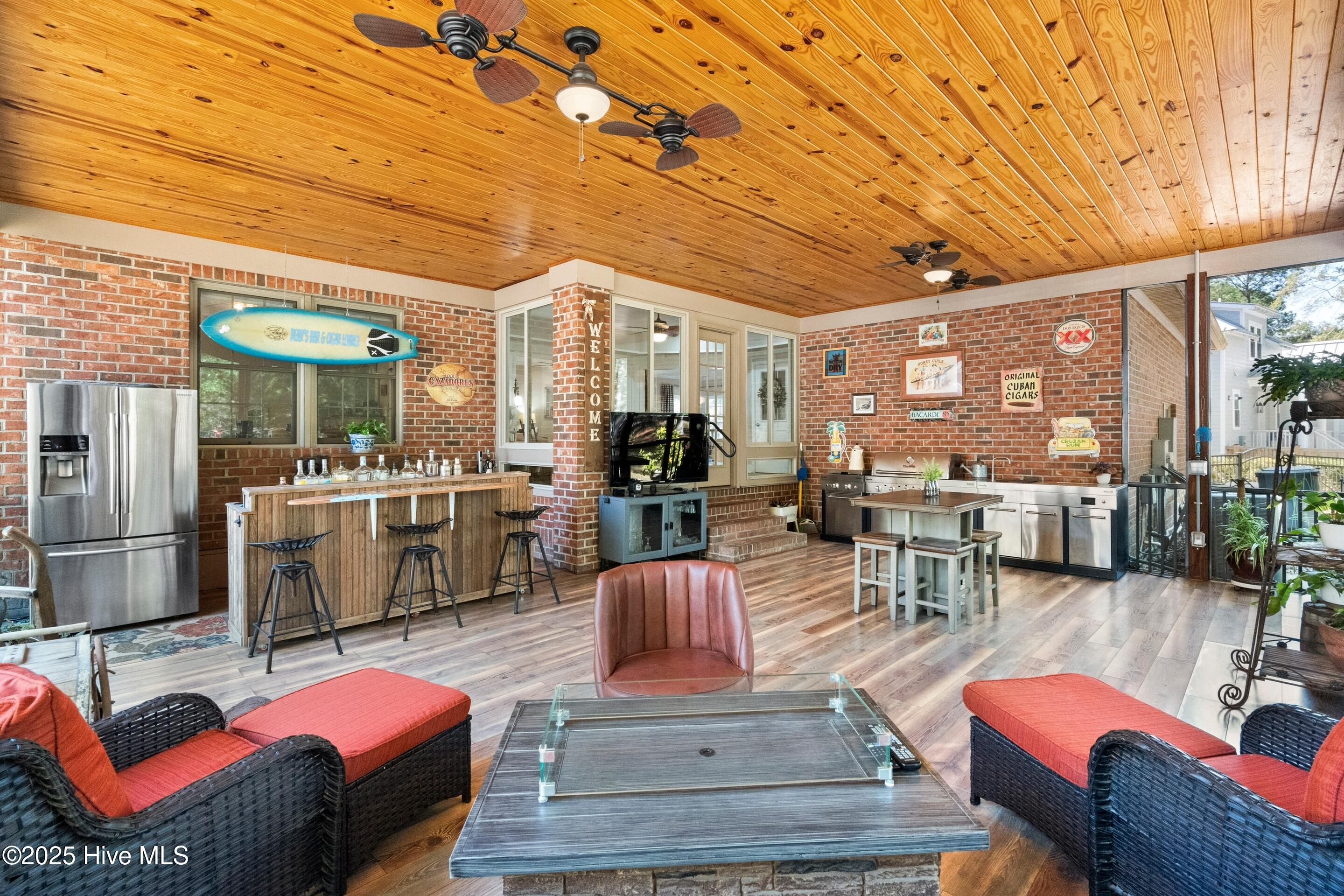 1304 Harbour Watch Property Photo 66