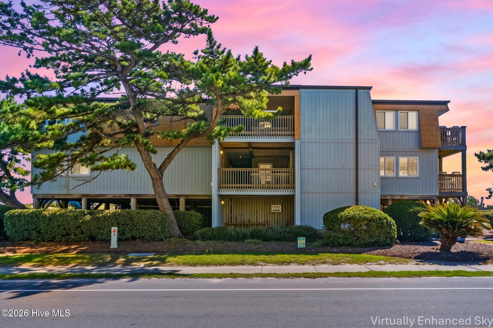 277 W First Street 1c