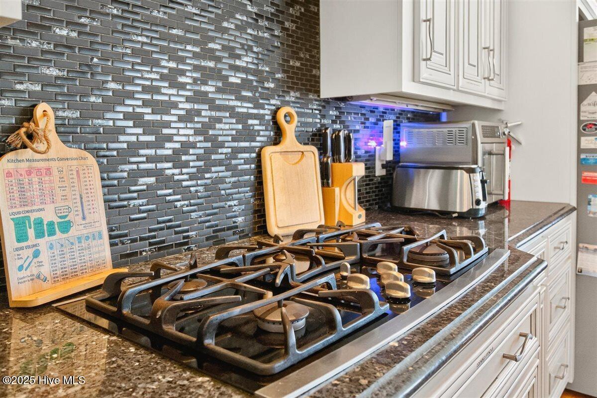 7 Coggeshall Drive W Property Photo 23