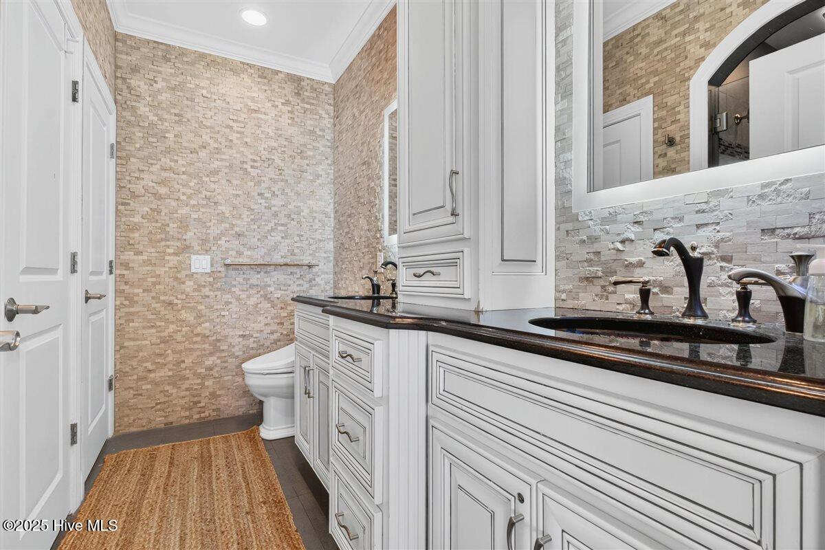 7 Coggeshall Drive W Property Photo 39