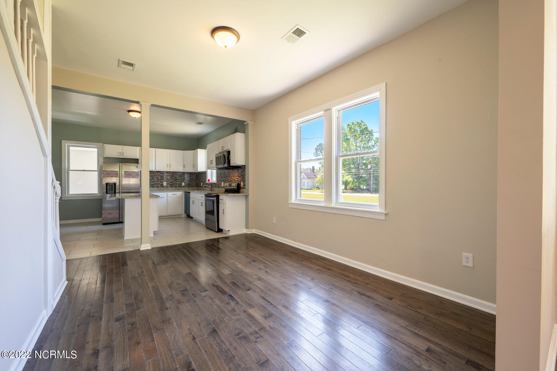 104 Front Street Property Photo 15