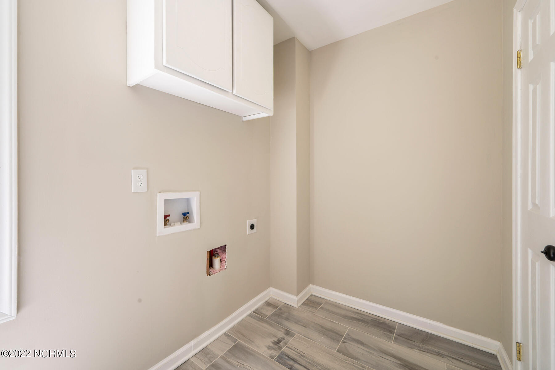 104 Front Street Property Photo 24