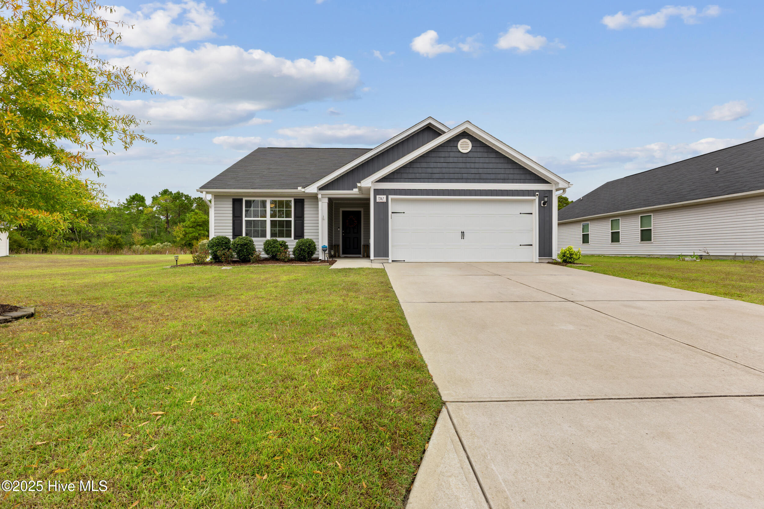7141 Cameron Trace Drive Property Photo 1