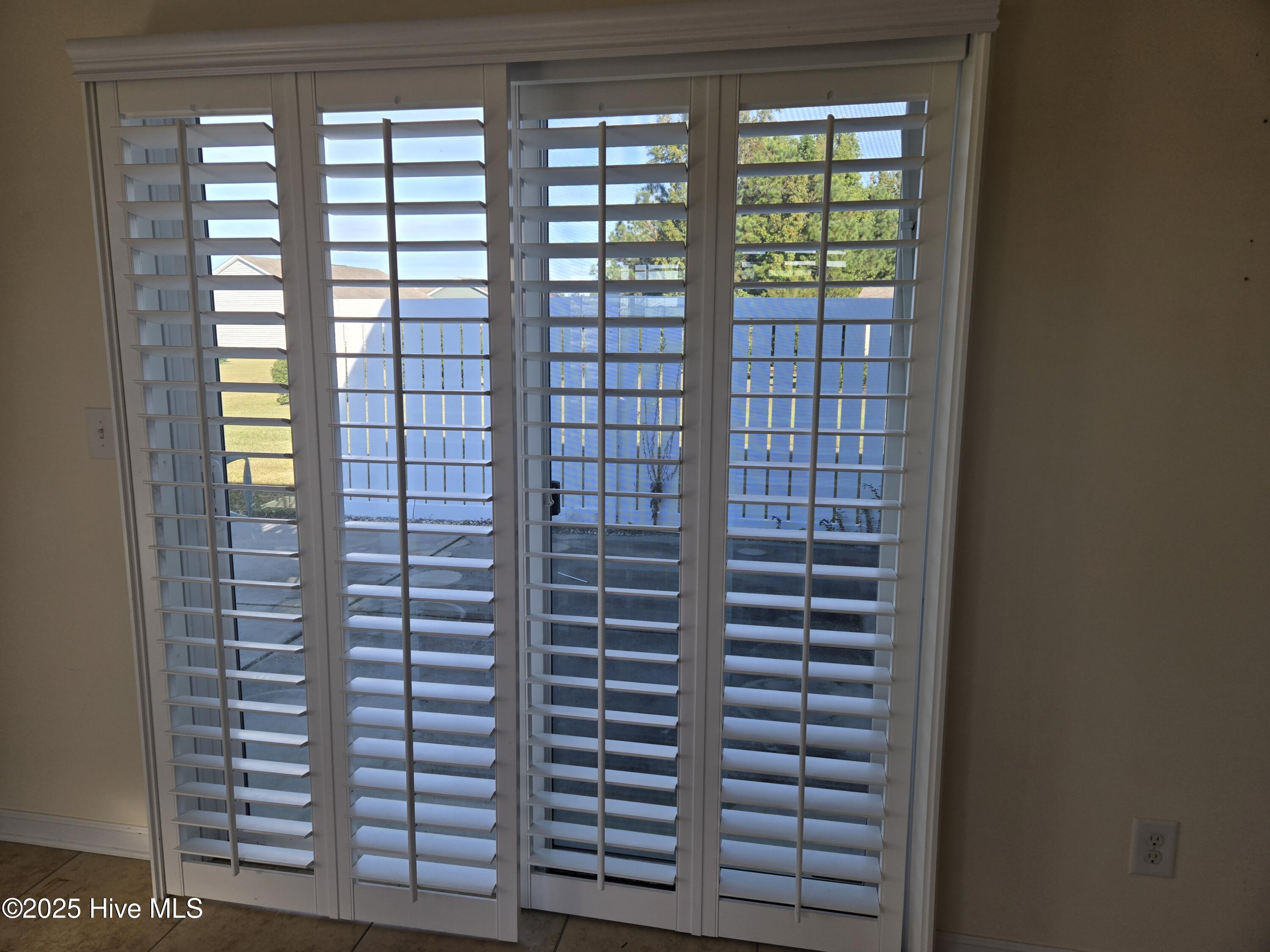 733 Heather Glen Lane Property Photo 12